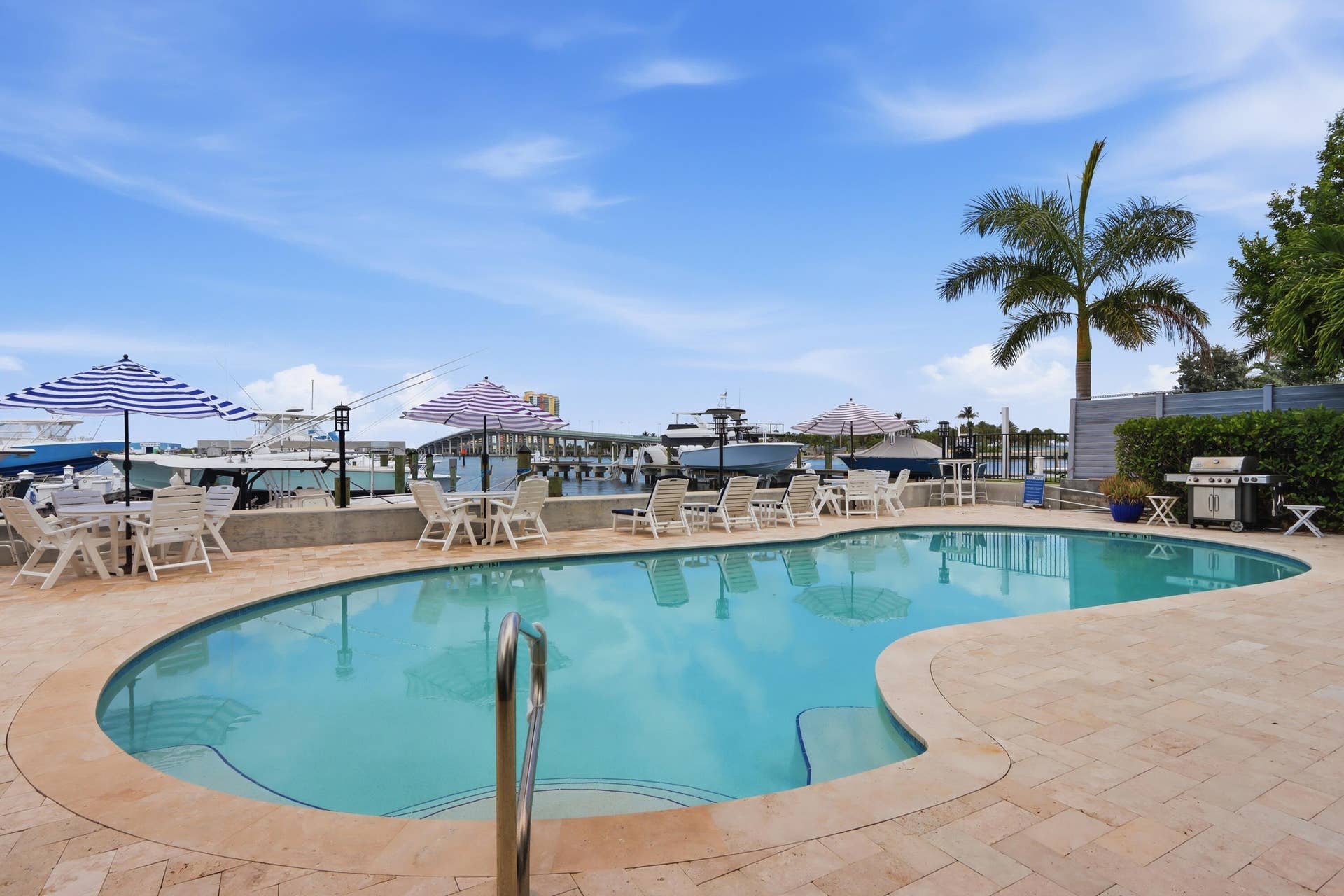 220 Lake Drive, #206, Palm Beach Shores, FL 33404 Pool