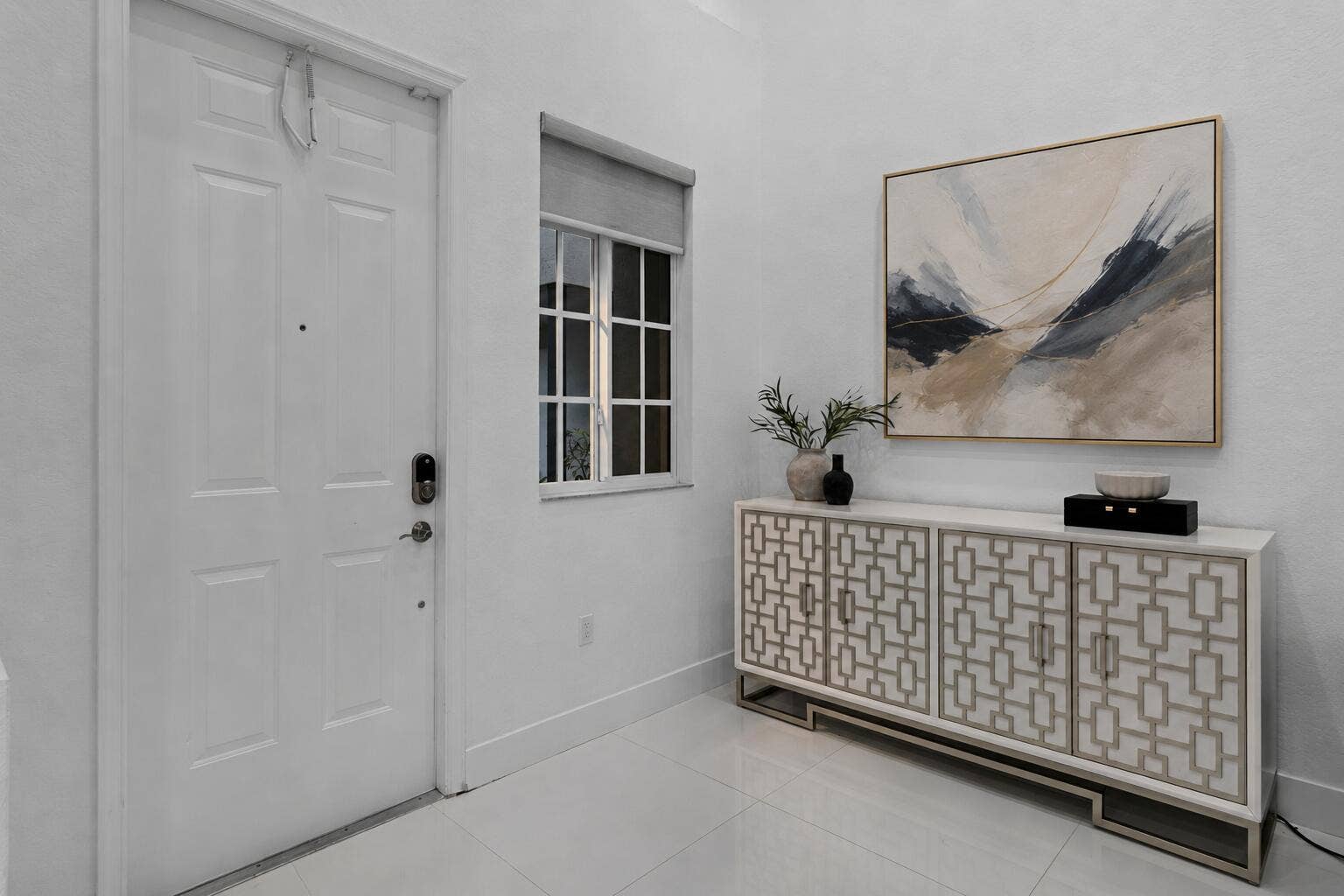 732 SE 2nd Street, #732, Pompano Beach, FL 33060 Entry Way