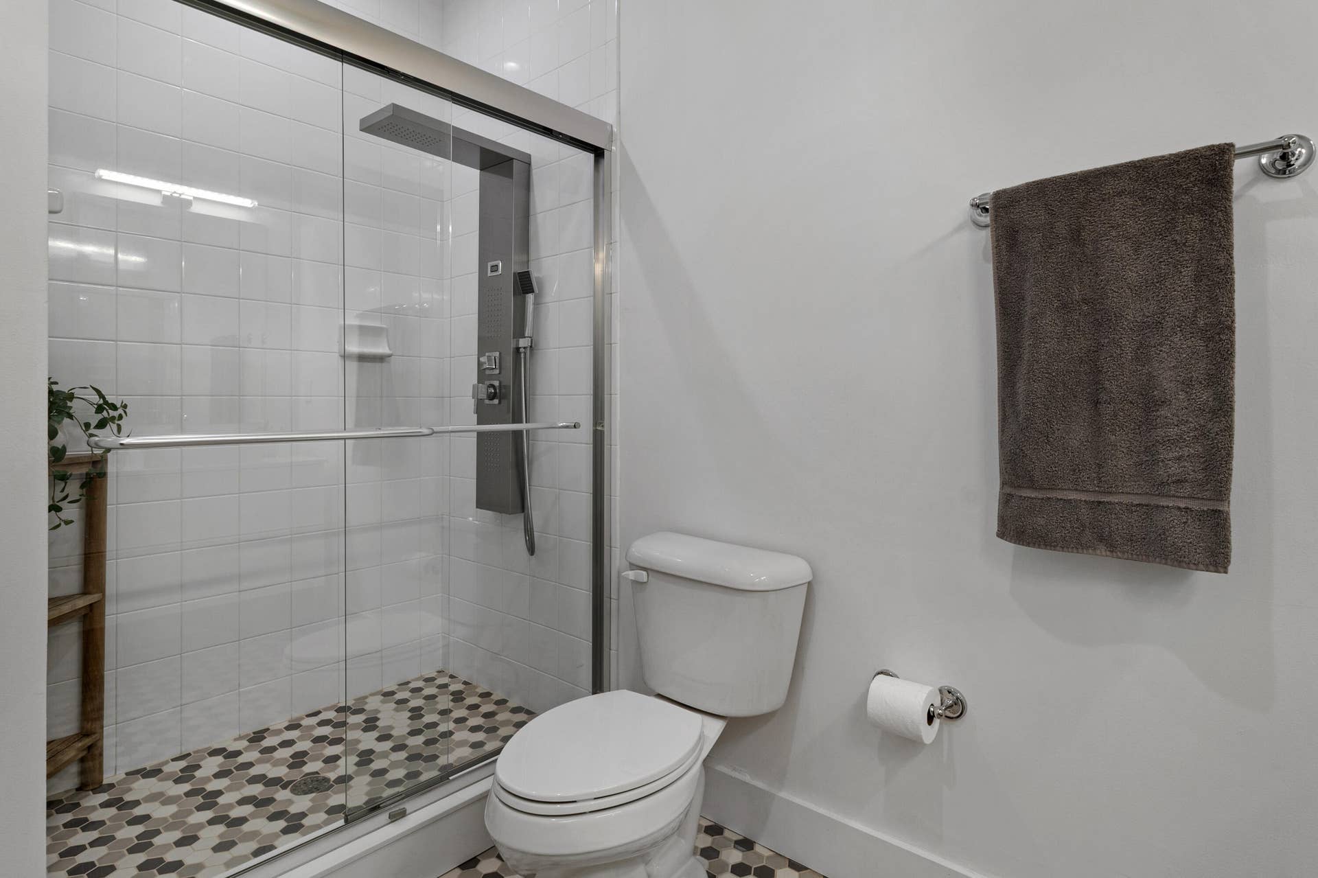 732 SE 2nd Street, #732, Pompano Beach, FL 33060 accutour_01 732-se-2nd-st -038