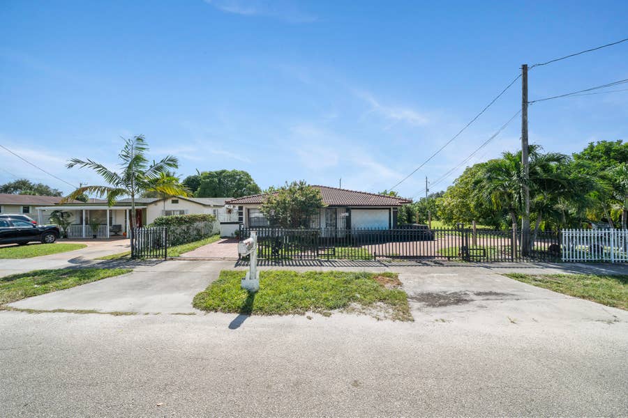 Property photo for 5720 Flagler Street, Hollywood, FL