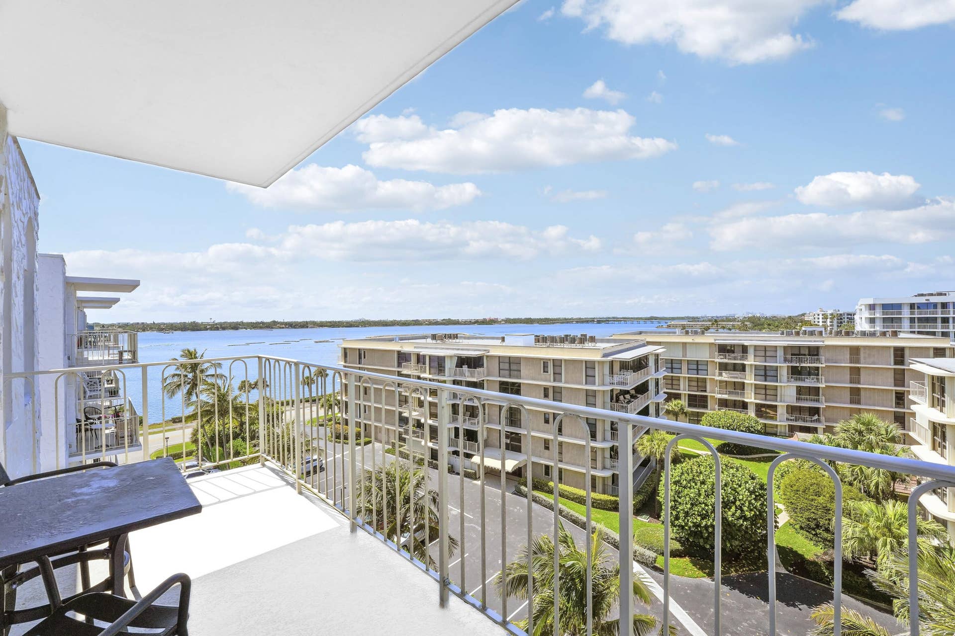 Covered Balcony w/ Intracoastal Views