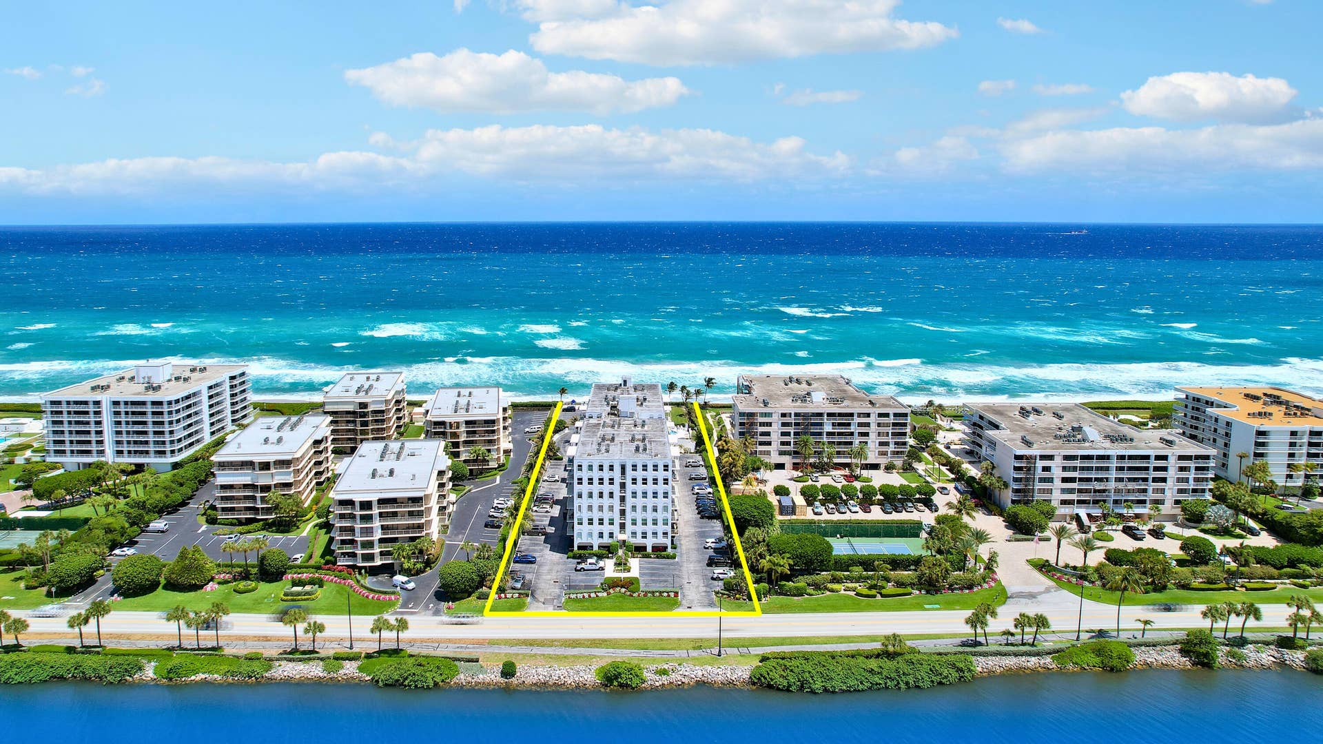 La Renaissance Aerial Shot
