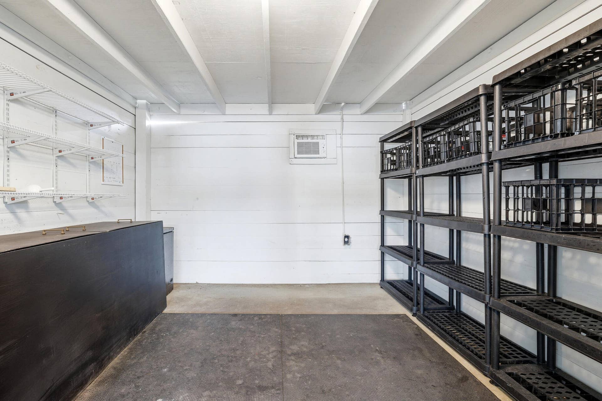 Feeding Room