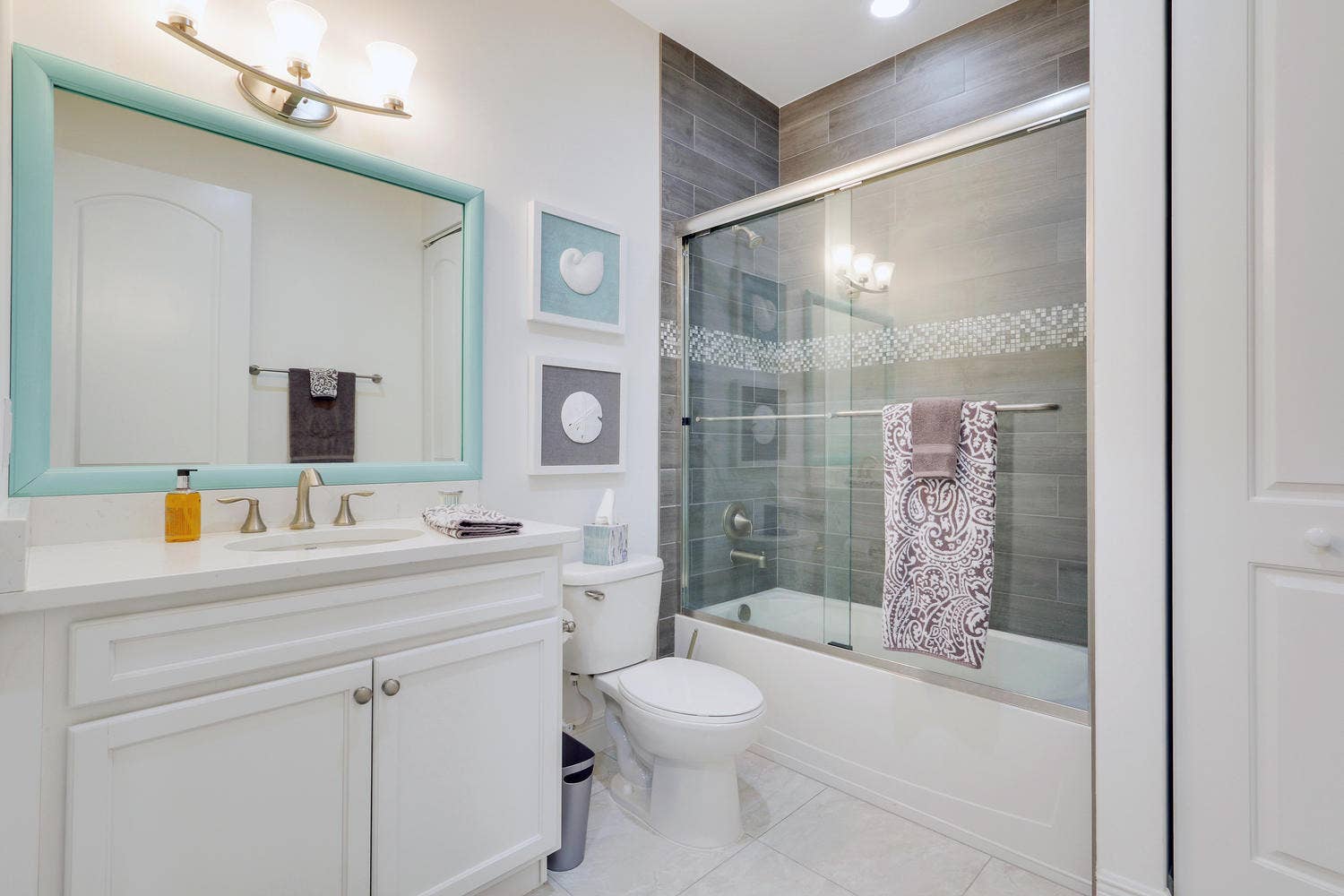 114 Ocean Breeze Drive, Juno Beach, Juno Beach, FL 33408 114 Ocean Breeze Dr Juno Beach-large-021