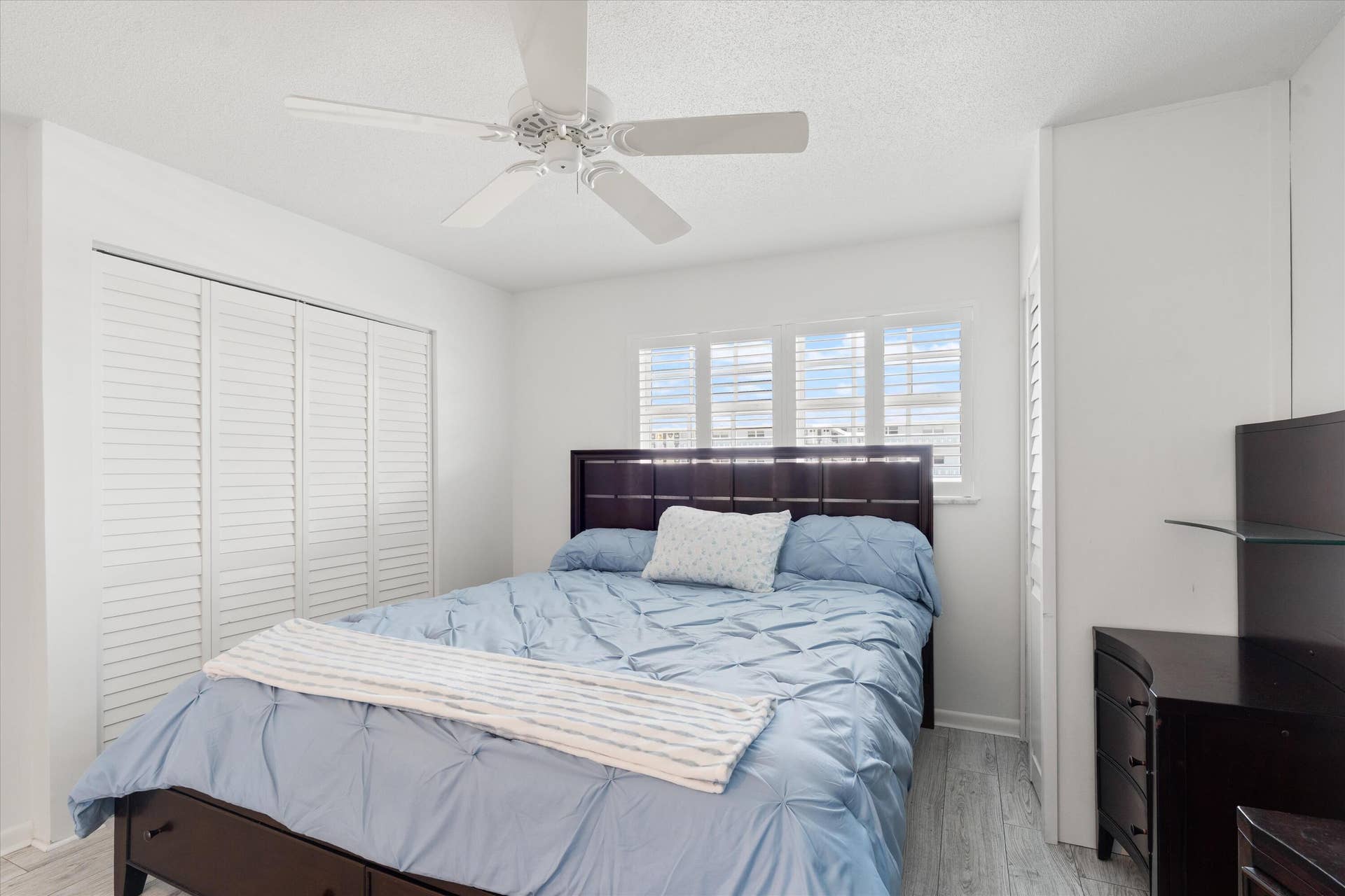 117 Lehane Terrace, #210, North Palm Beach, North Palm Beach, FL 33408 21-117 Lehane TErr #210 NPB, FL-121