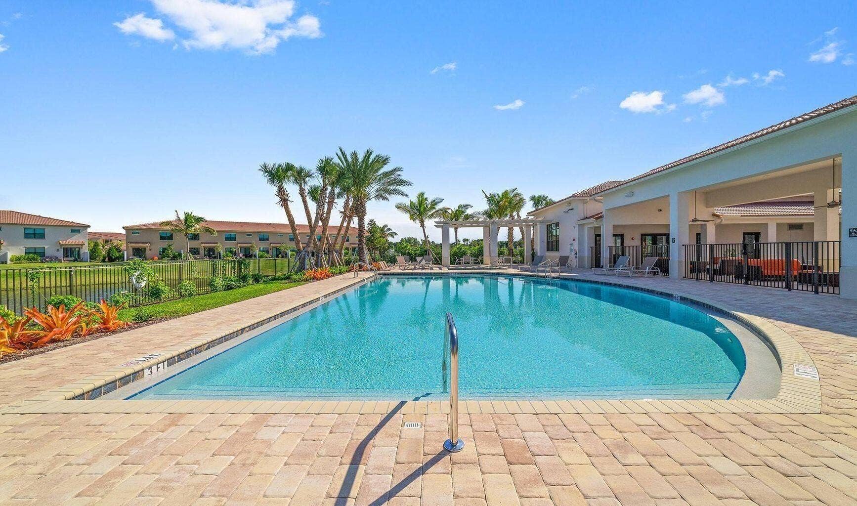 10199 Akenside Drive, Boca Raton, FL 33428 B24B737B-5FDF-493B-8E4F-35E1E8B78EF8