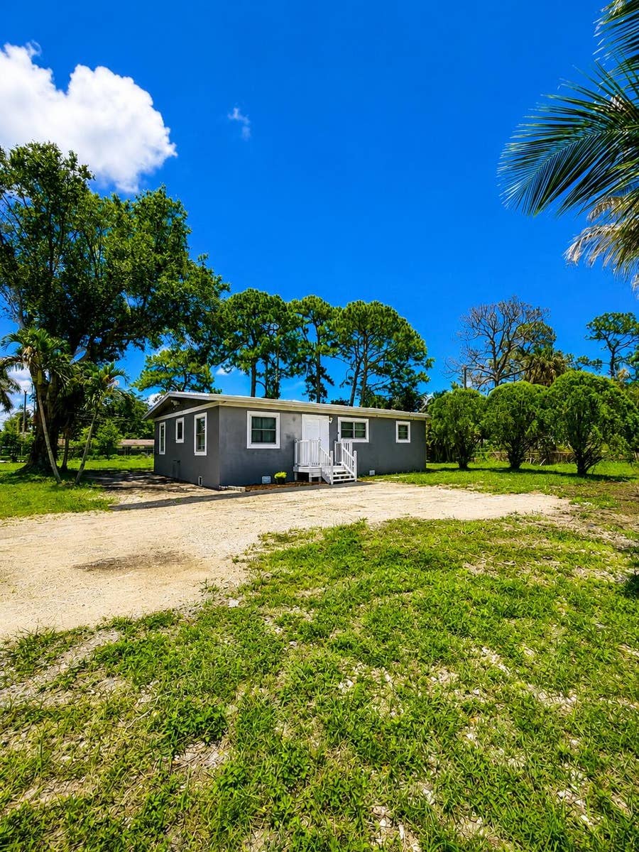Property photo for 468 N 53rd Dr Drive N, West Palm Beach, FL