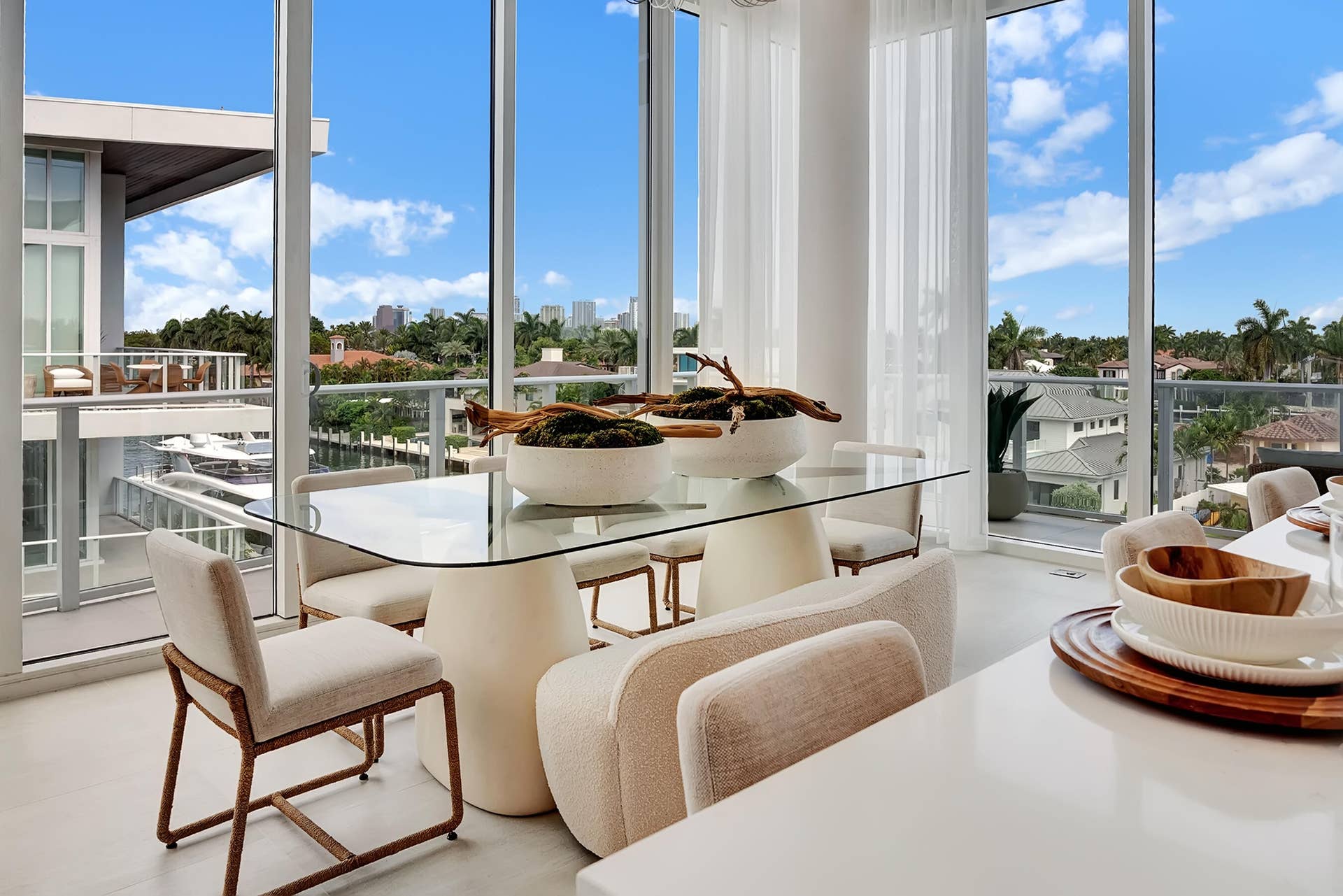 2321 SE 17th Street, #401, Fort Lauderdale, FL 33316 DSC09349