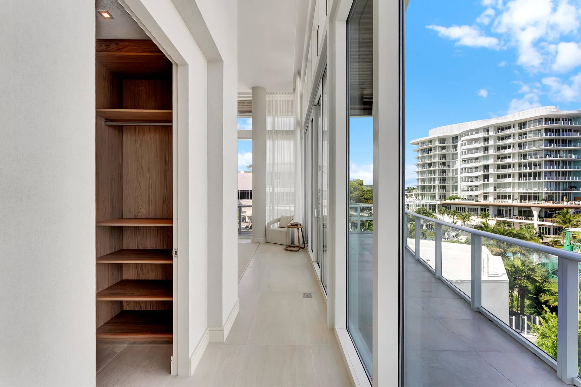 2321 SE 17th Street, #401, Fort Lauderdale, FL 33316 DSC09159