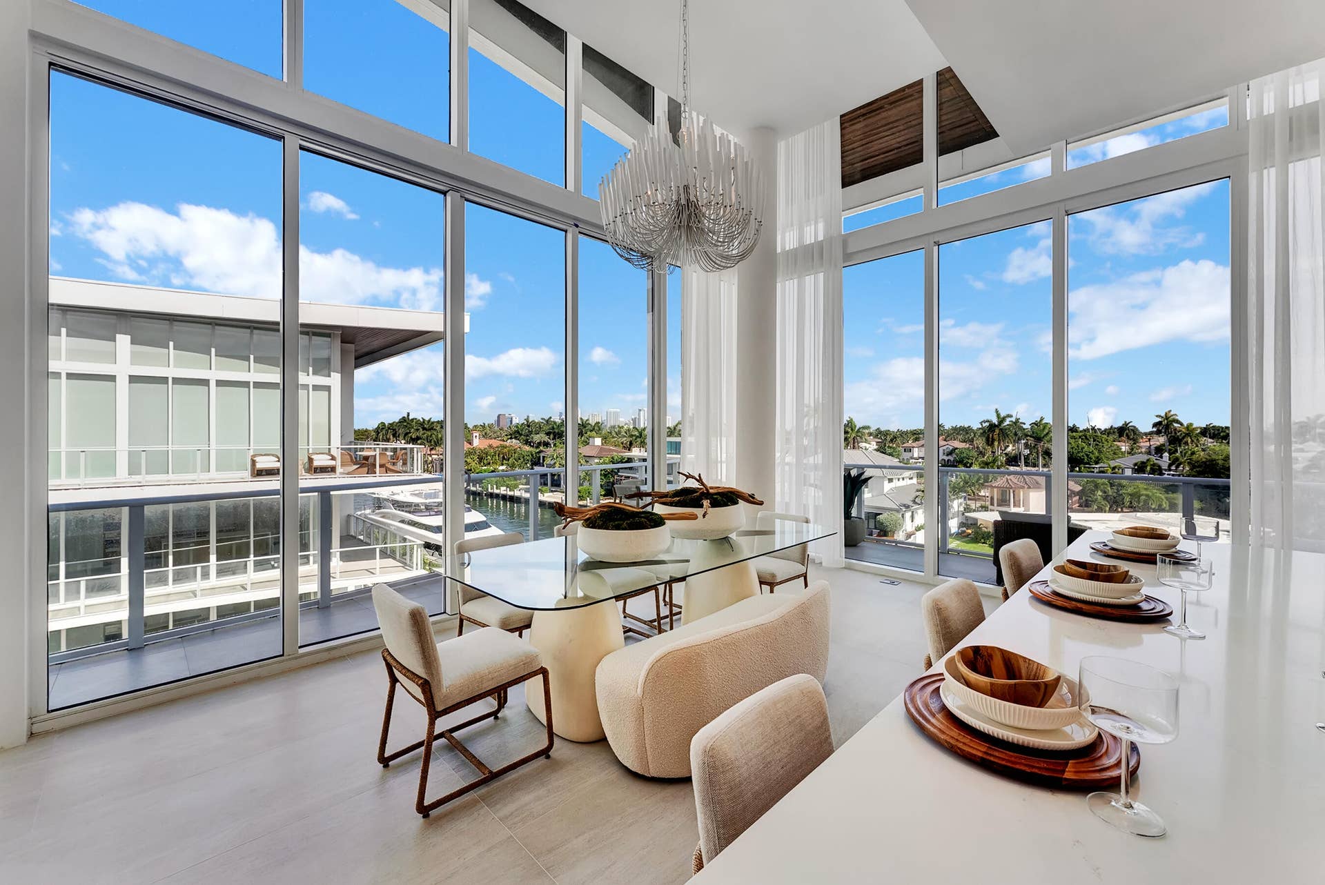 2321 SE 17th Street, #401, Fort Lauderdale, FL 33316 DSC09104