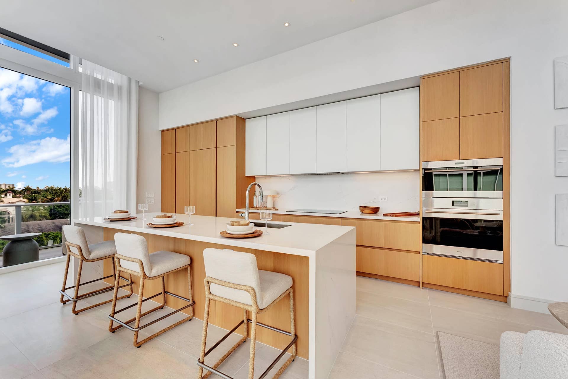 2321 SE 17th Street, #401, Fort Lauderdale, FL 33316 DSC09329