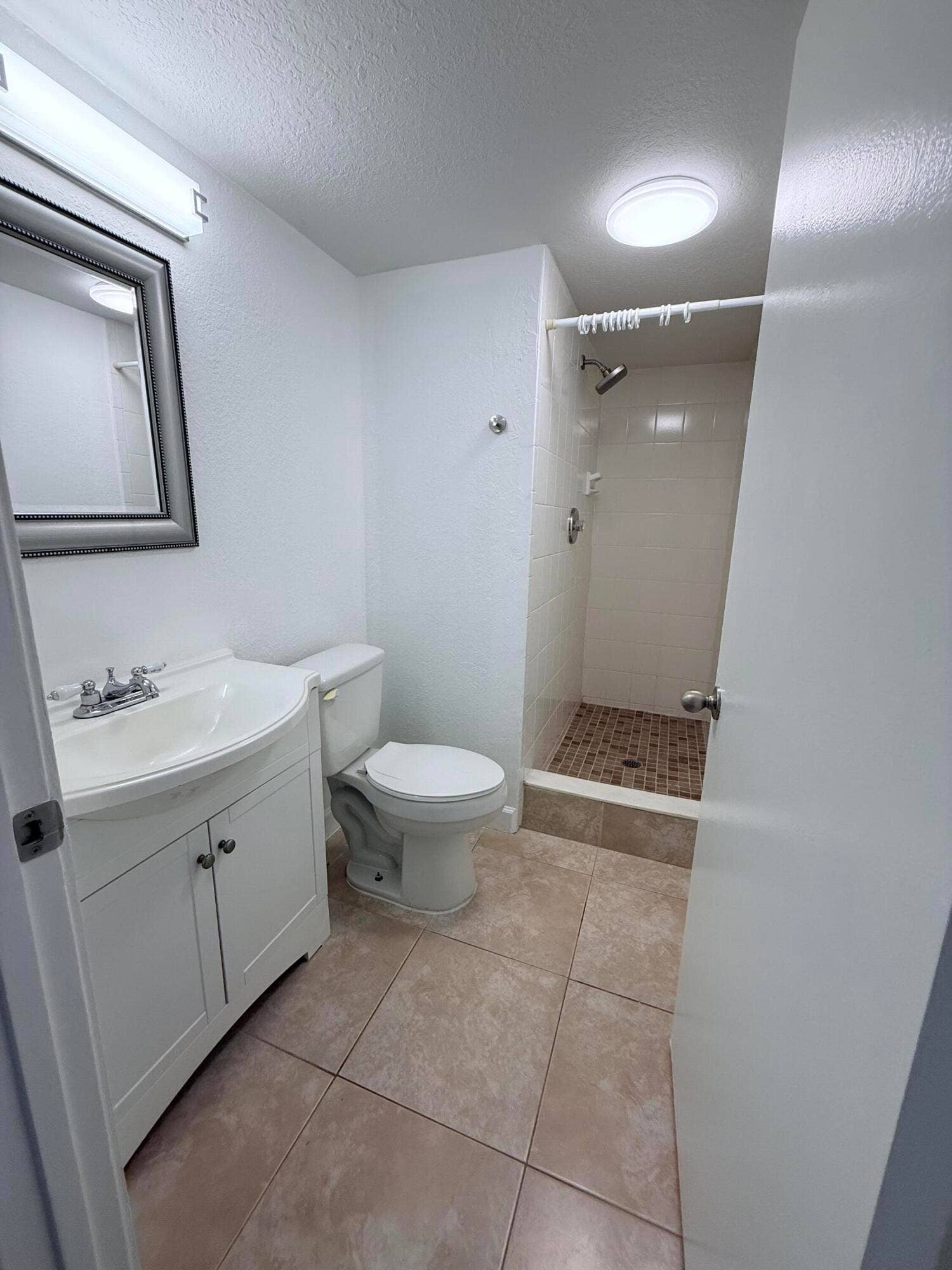 9235 SW 8th Street, #507, Boca Raton, Boca Raton, FL 33428 2nd Bathroom