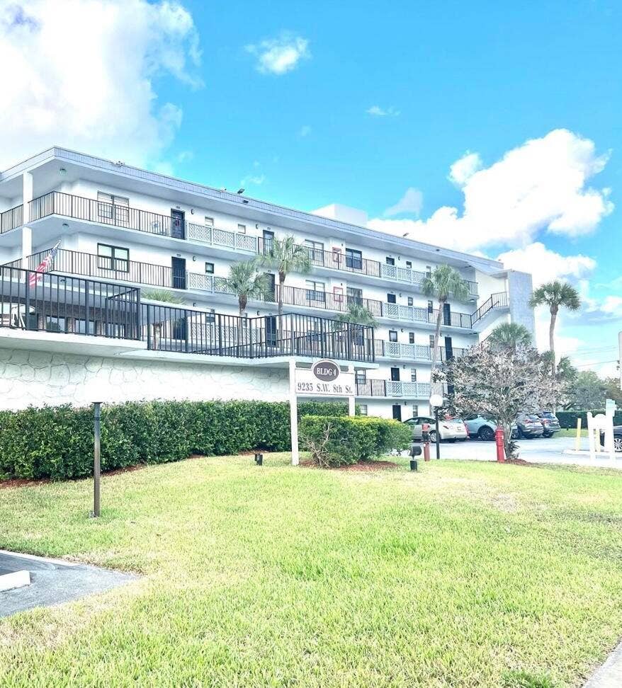 9235 SW 8th Street, #507, Boca Raton, Boca Raton, FL 33428 Bldg 4
