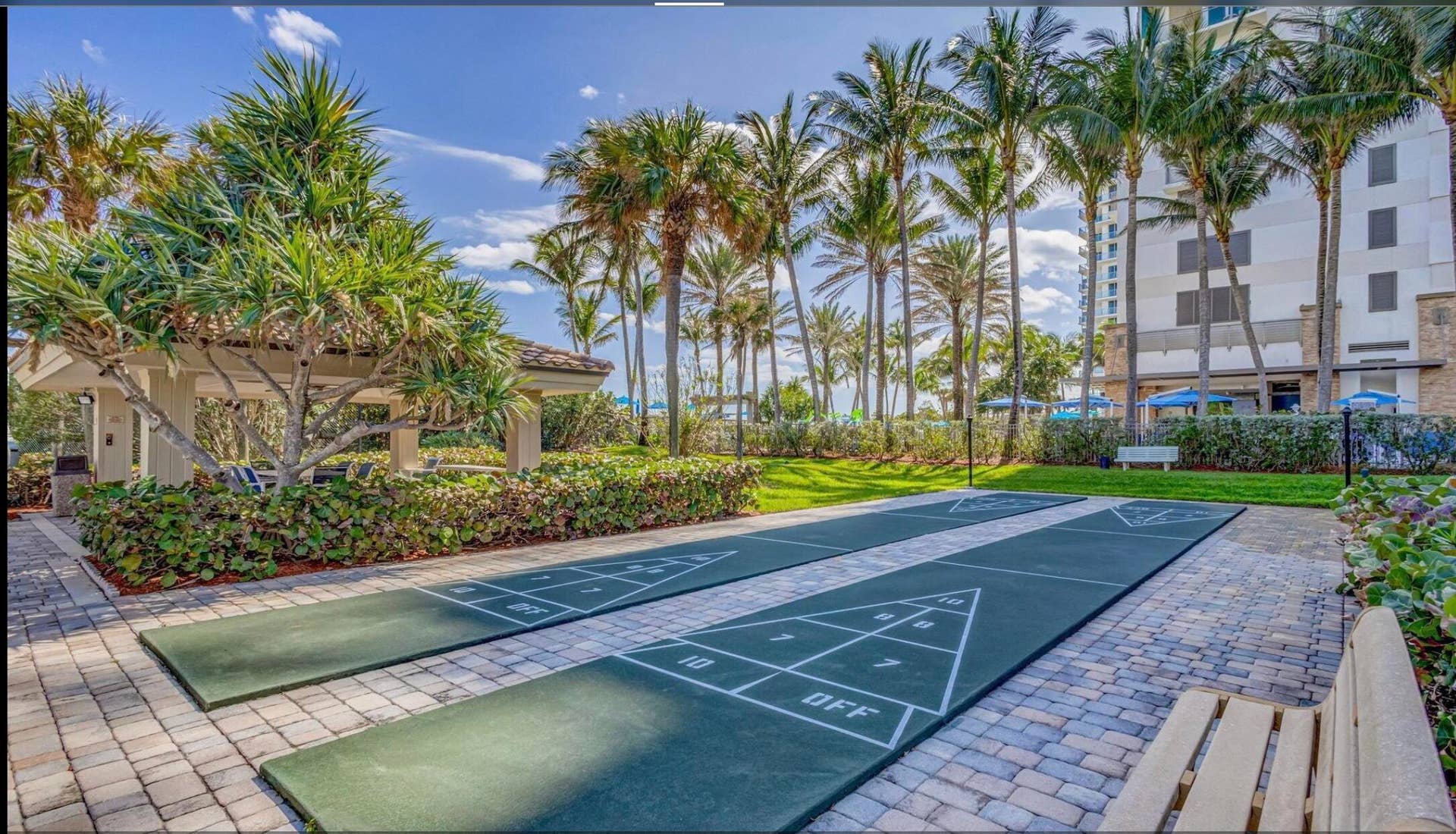 3400 N Ocean Drive, #405, Singer Island, FL 33404 Shuffle Board