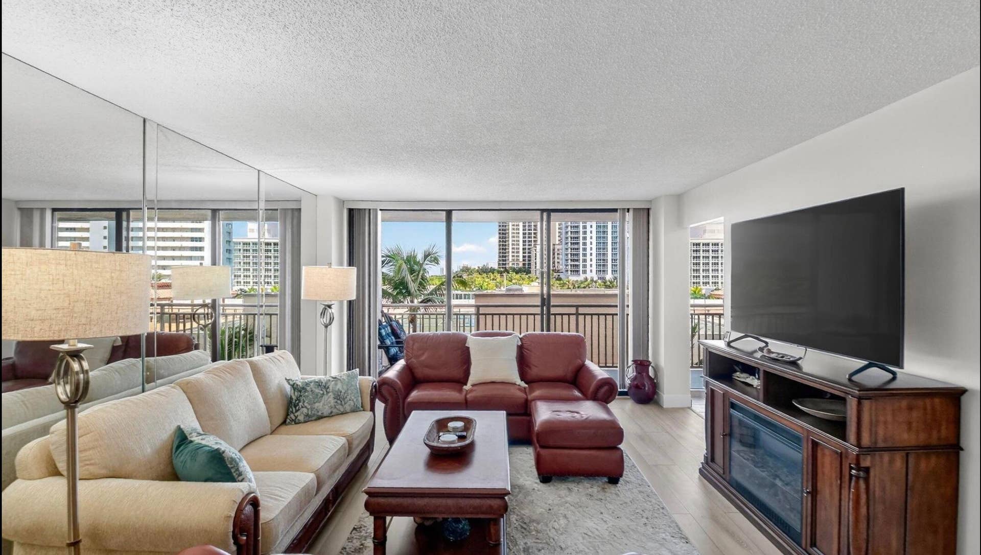 3400 N Ocean Drive, #405, Singer Island, FL 33404 Living Room