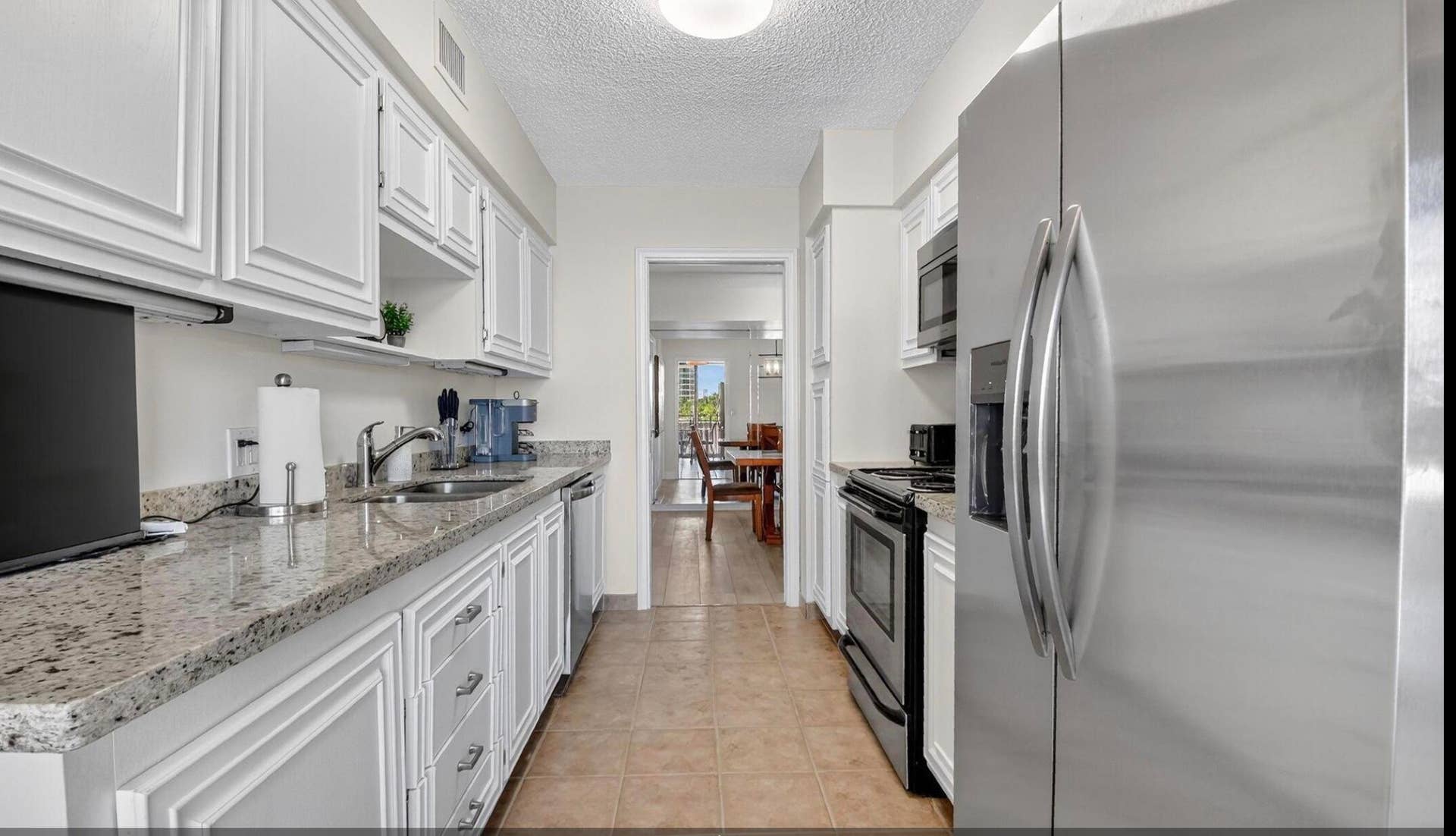 3400 N Ocean Drive, #405, Singer Island, FL 33404 Kitchen