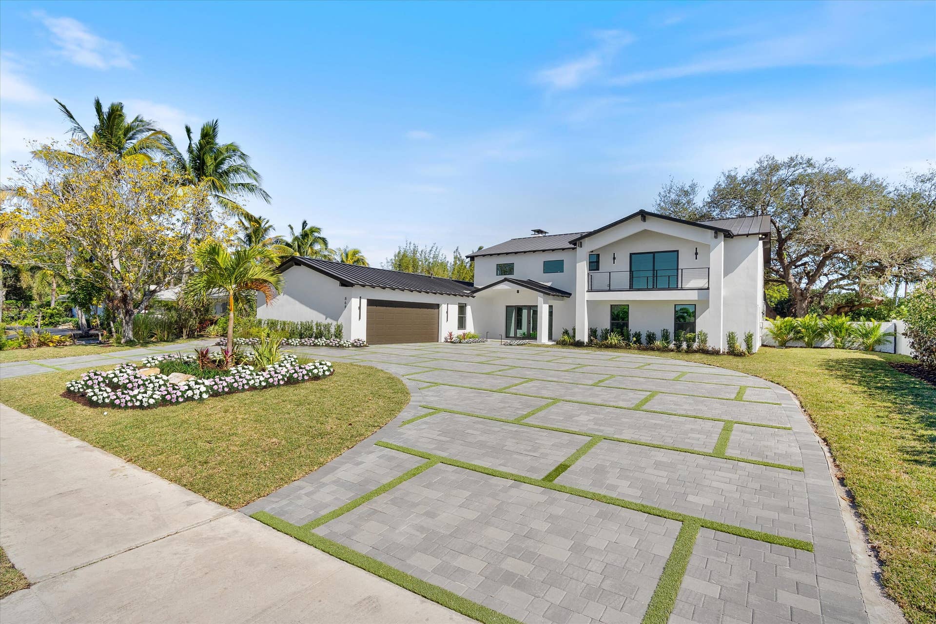 868 Country Club Drive, North Palm Beach, FL 33408 Exterior Front