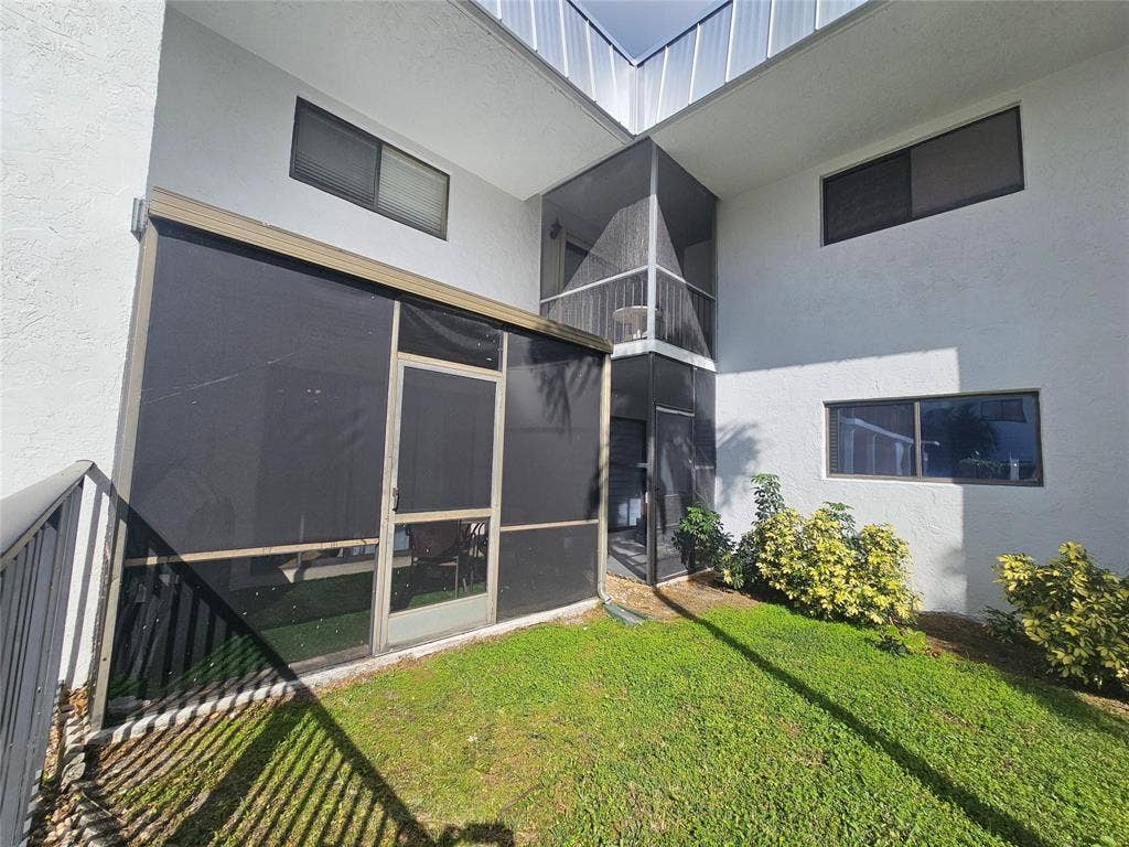 825 NW 13th Street, #110, Boca Raton, FL 33486 BocaRaton15