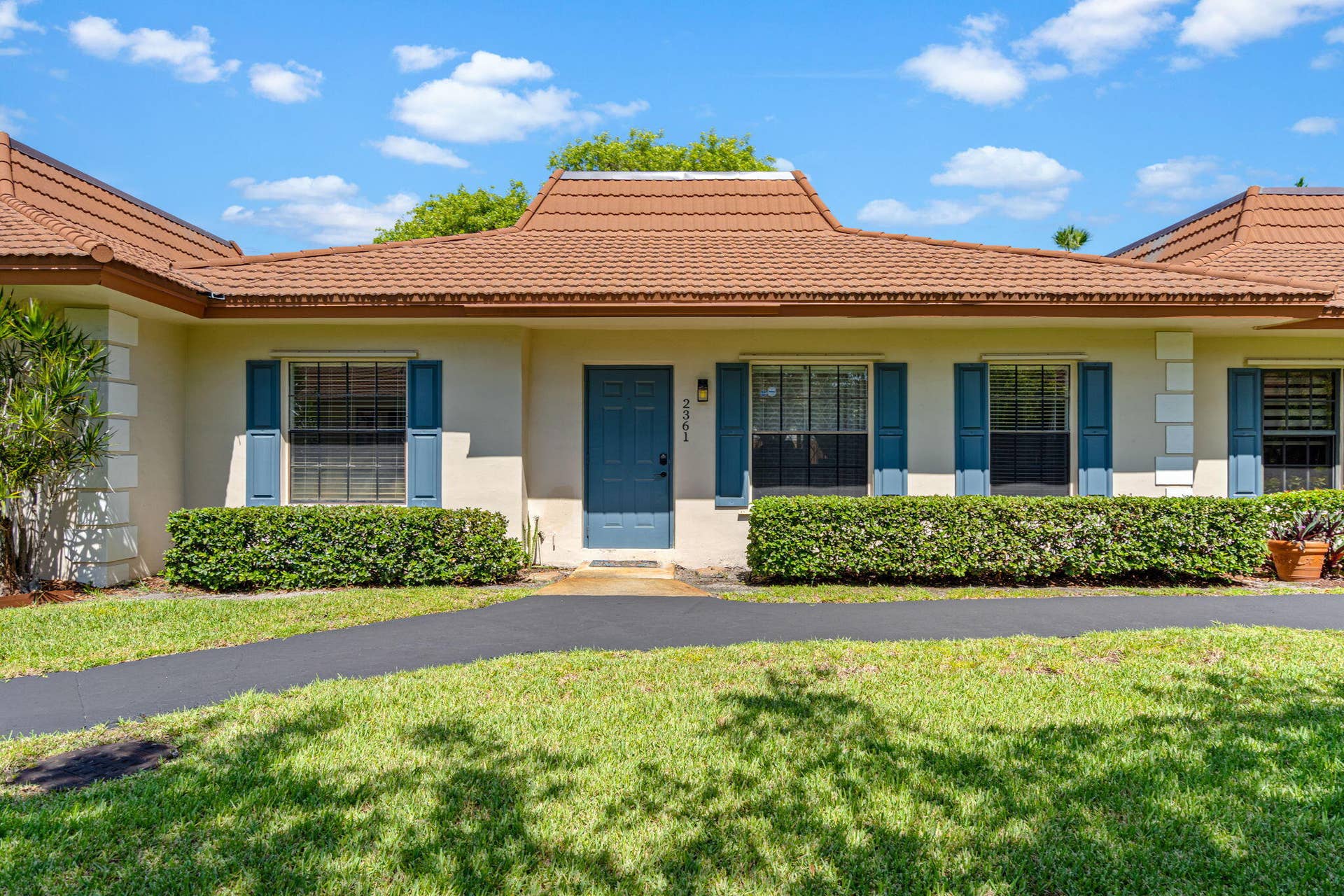 2361 SW 70th Avenue, #47, Davie, FL 33317 1-web-or-mls-01