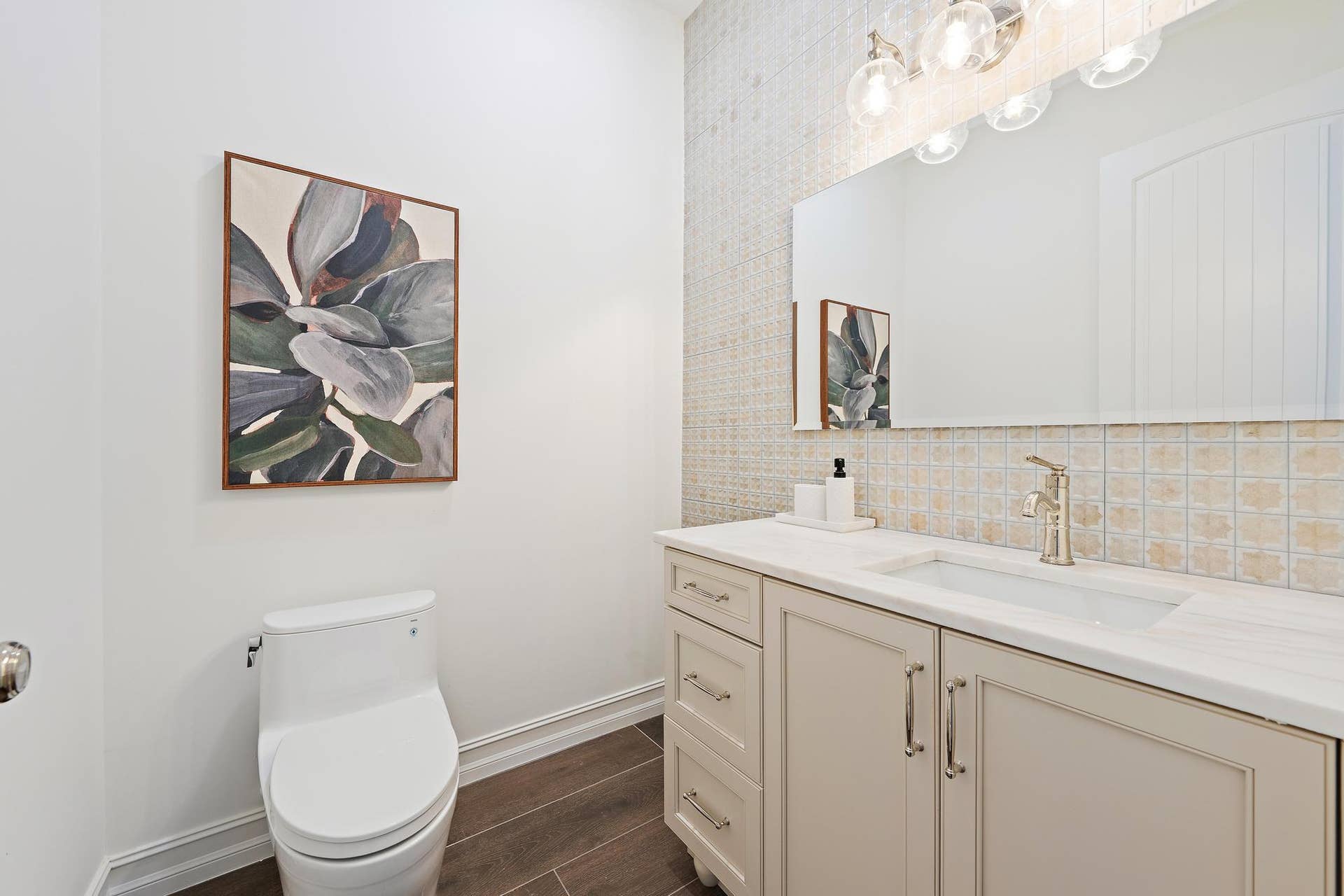 309 Cascade Lane, Palm Beach Shores, FL 33404 Bath