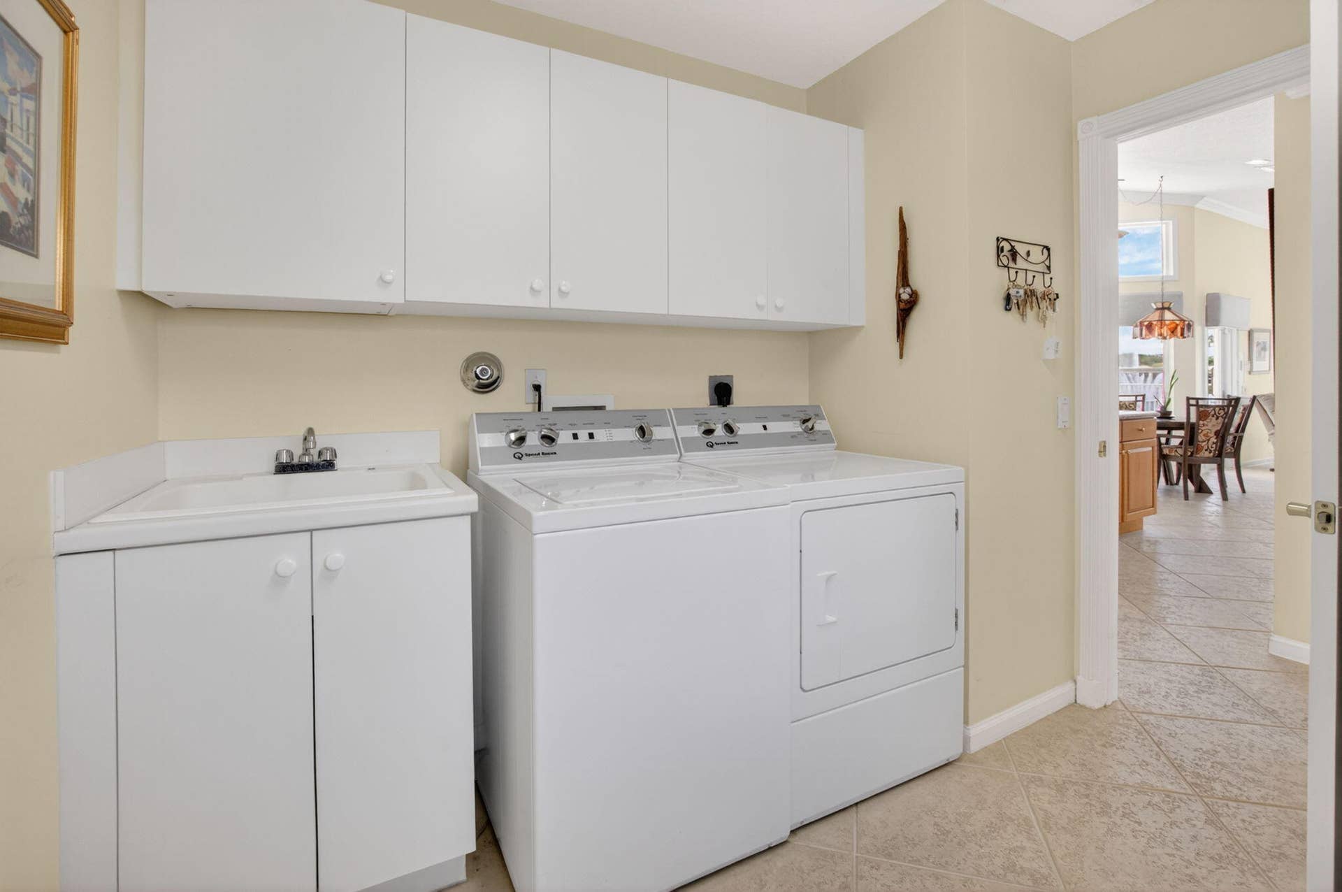 13461 Barcelona Lake Circle, Delray Beach, FL 33446 LAUNDRY ROOM