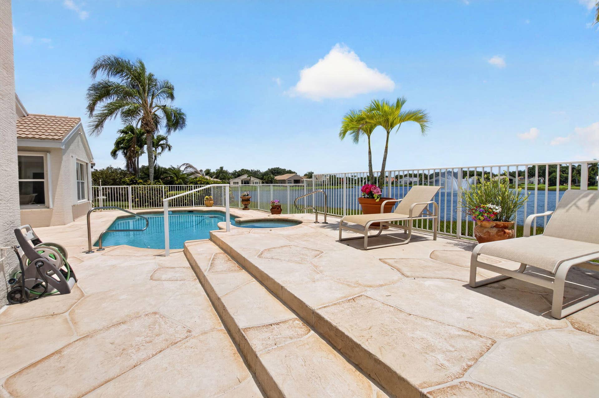 13461 Barcelona Lake Circle, Delray Beach, FL 33446 POOL/SPA OVERLOOKING LAKE
