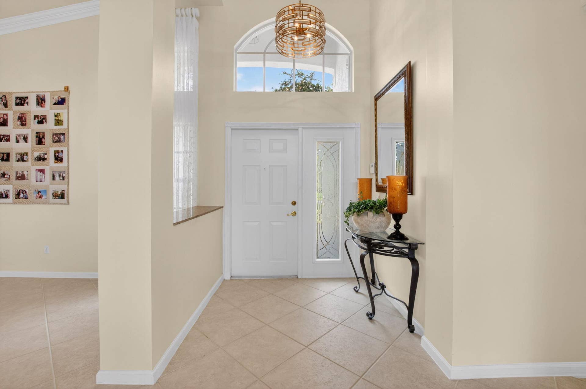 13461 Barcelona Lake Circle, Delray Beach, FL 33446 FOYER