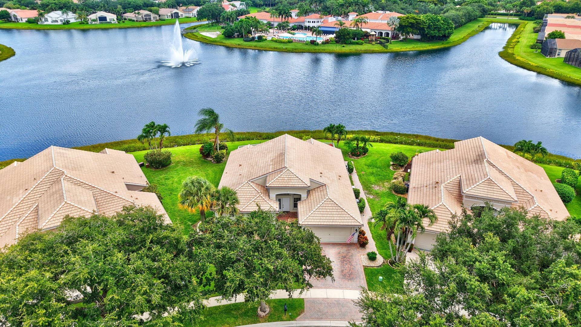 13461 Barcelona Lake Circle, Delray Beach, FL 33446 AERIAL VIEW