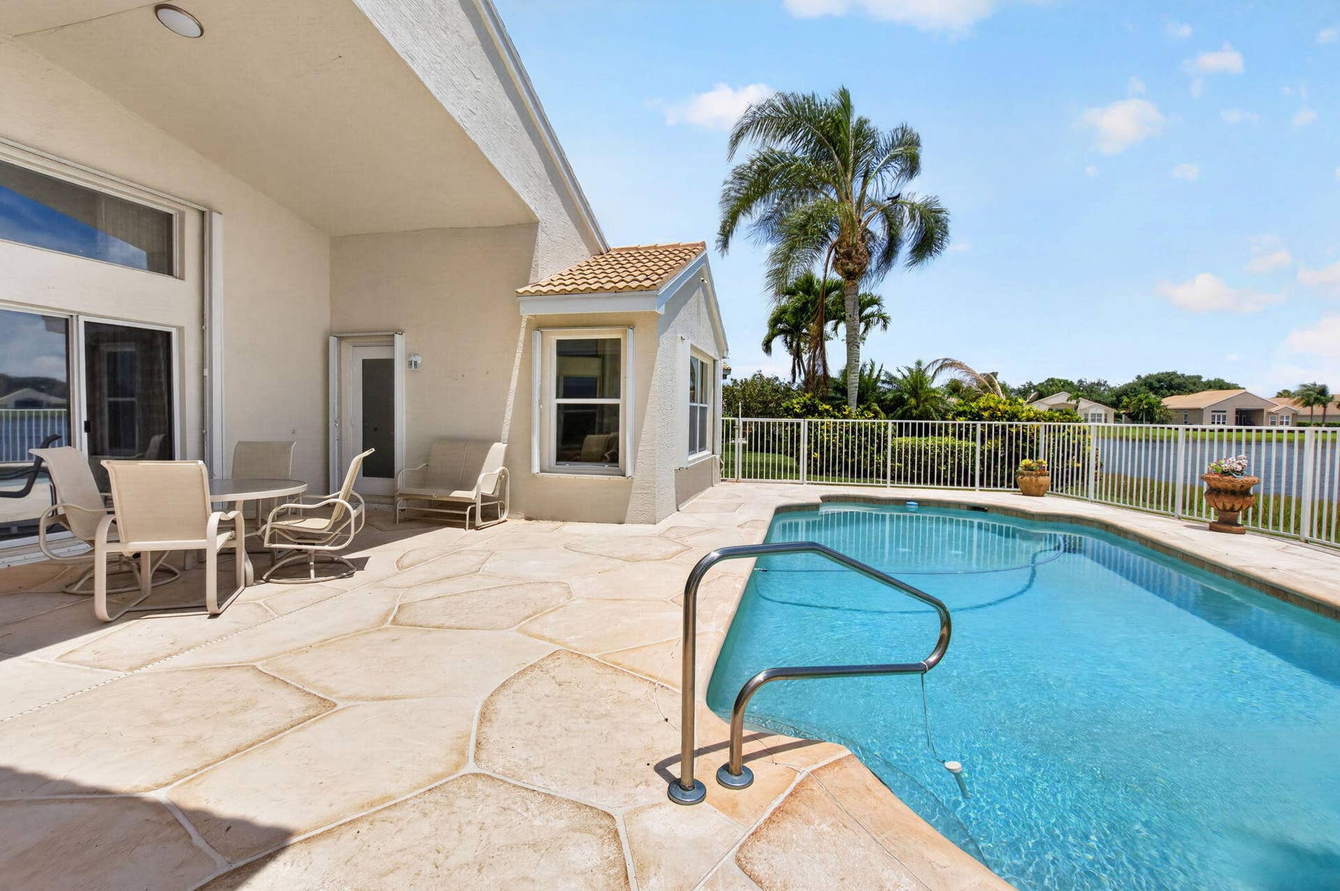 13461 Barcelona Lake Circle, Delray Beach, FL 33446 COVERED LANAI POOL/SPA OVERLOOKING LAKE