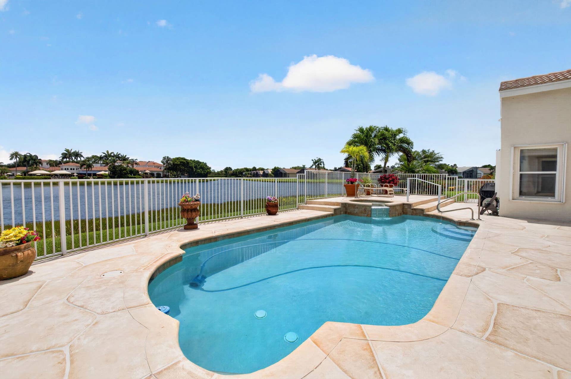 13461 Barcelona Lake Circle, Delray Beach, FL 33446 POOL/SPA OVERLOOKING LAKE