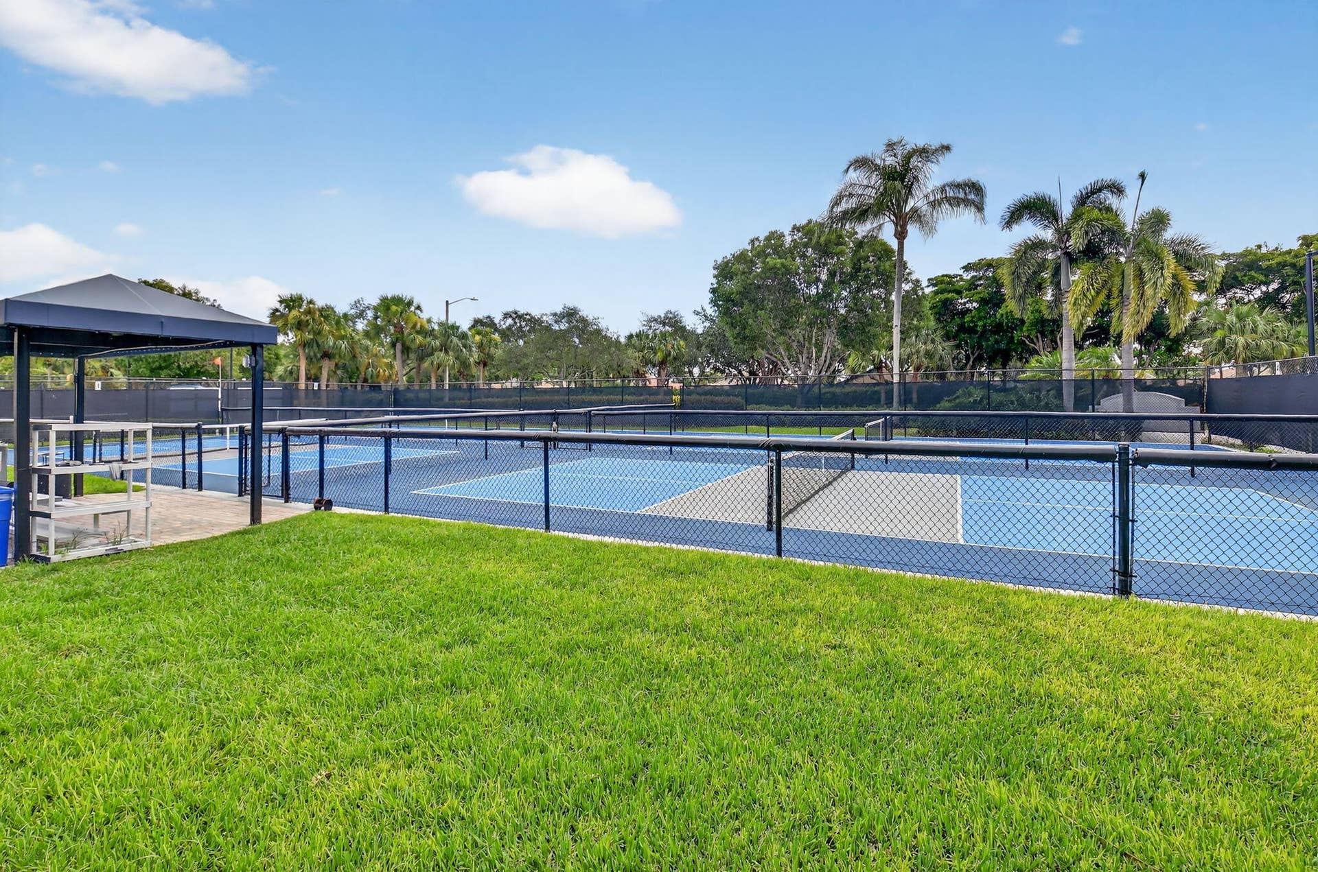 13461 Barcelona Lake Circle, Delray Beach, FL 33446 6 PICKLEBALL COURTS