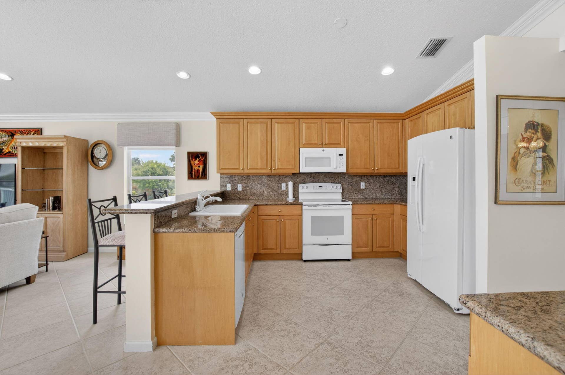 13461 Barcelona Lake Circle, Delray Beach, FL 33446 KITCHEN