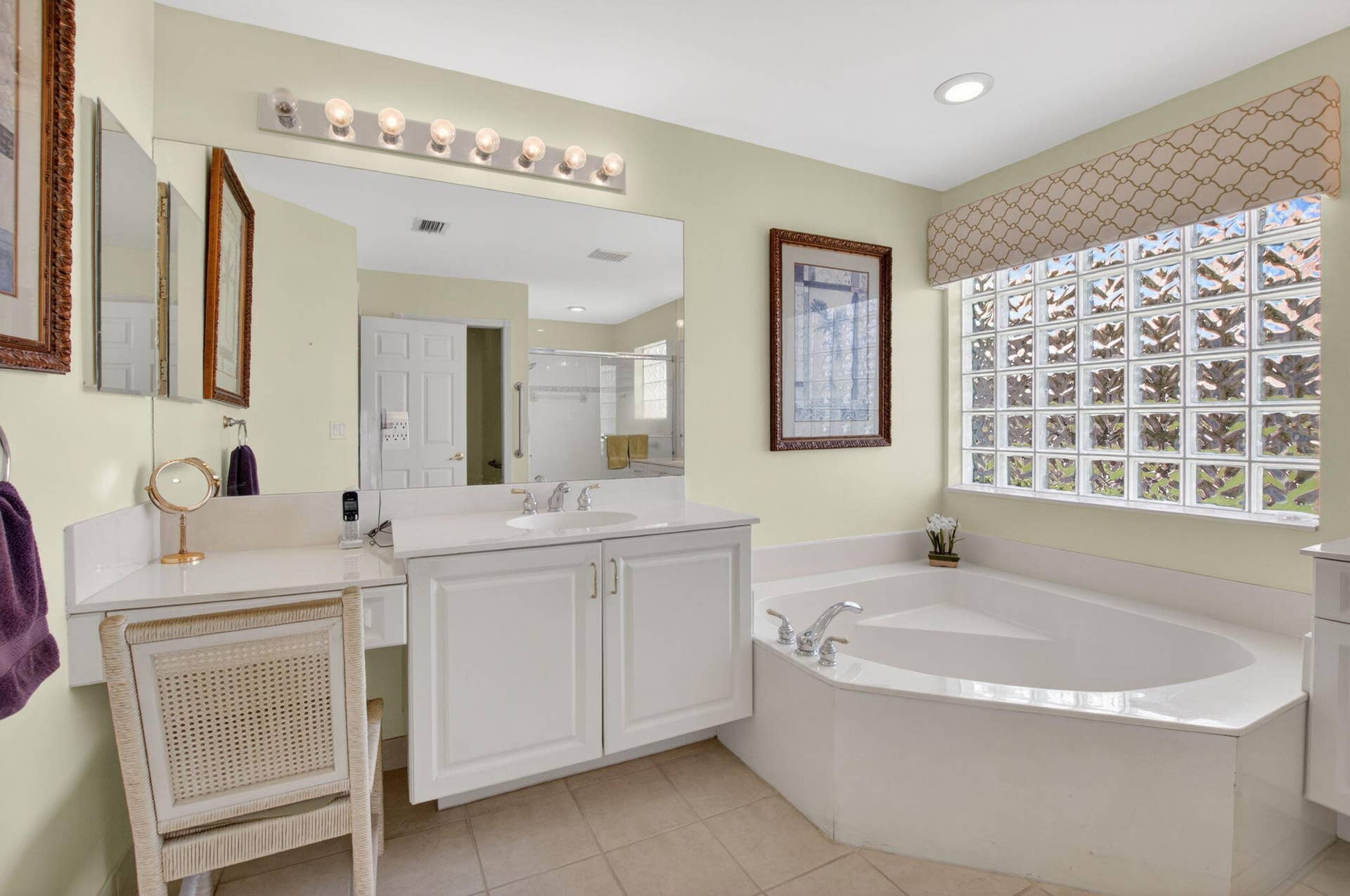 13461 Barcelona Lake Circle, Delray Beach, FL 33446 PRIMARY BATHROOM