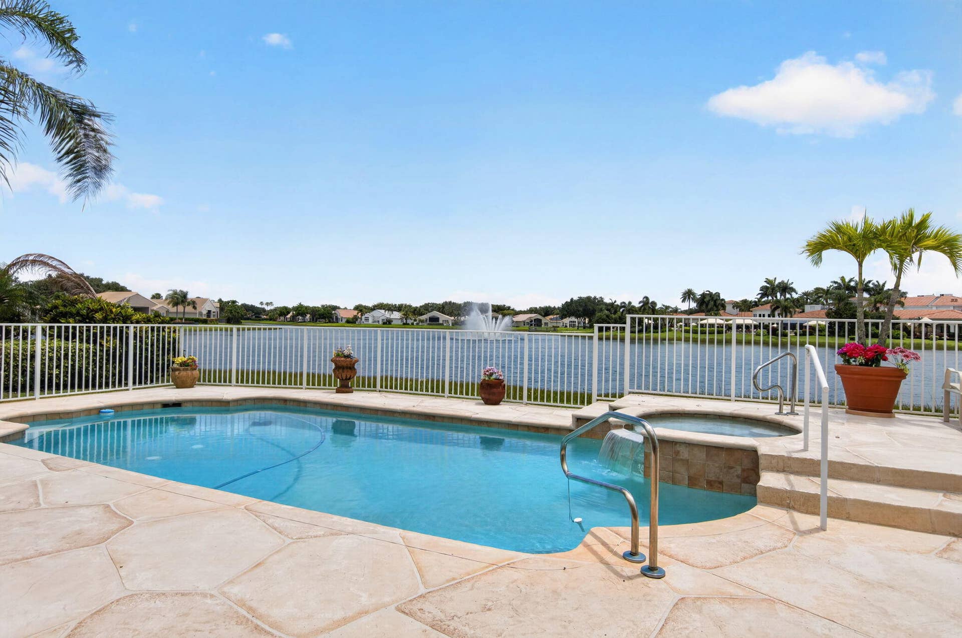 13461 Barcelona Lake Circle, Delray Beach, FL 33446 POOL/SPA OVERLOOKING LAKE
