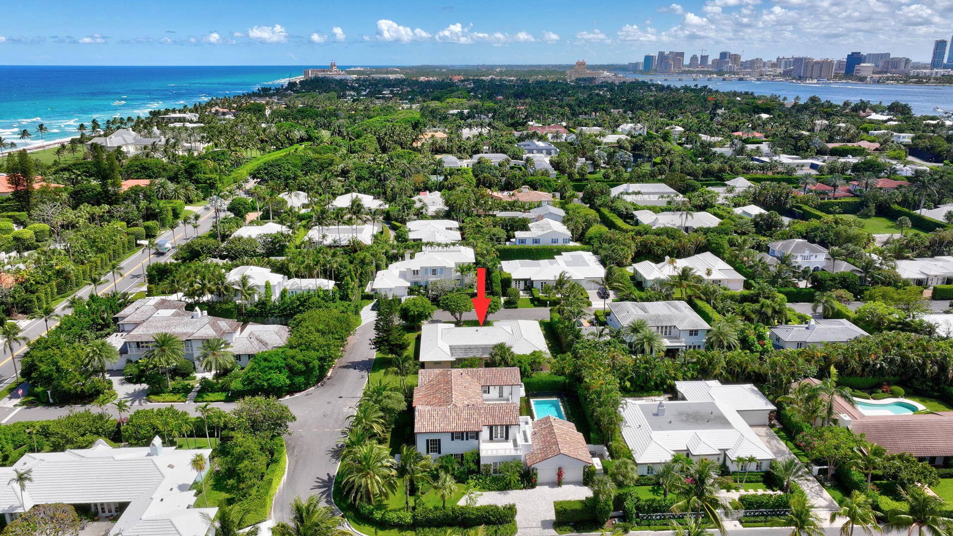 217 Plantation Road, Palm Beach, FL 33480 56-web-or-mls-DJI_20260518071008_0031_D_