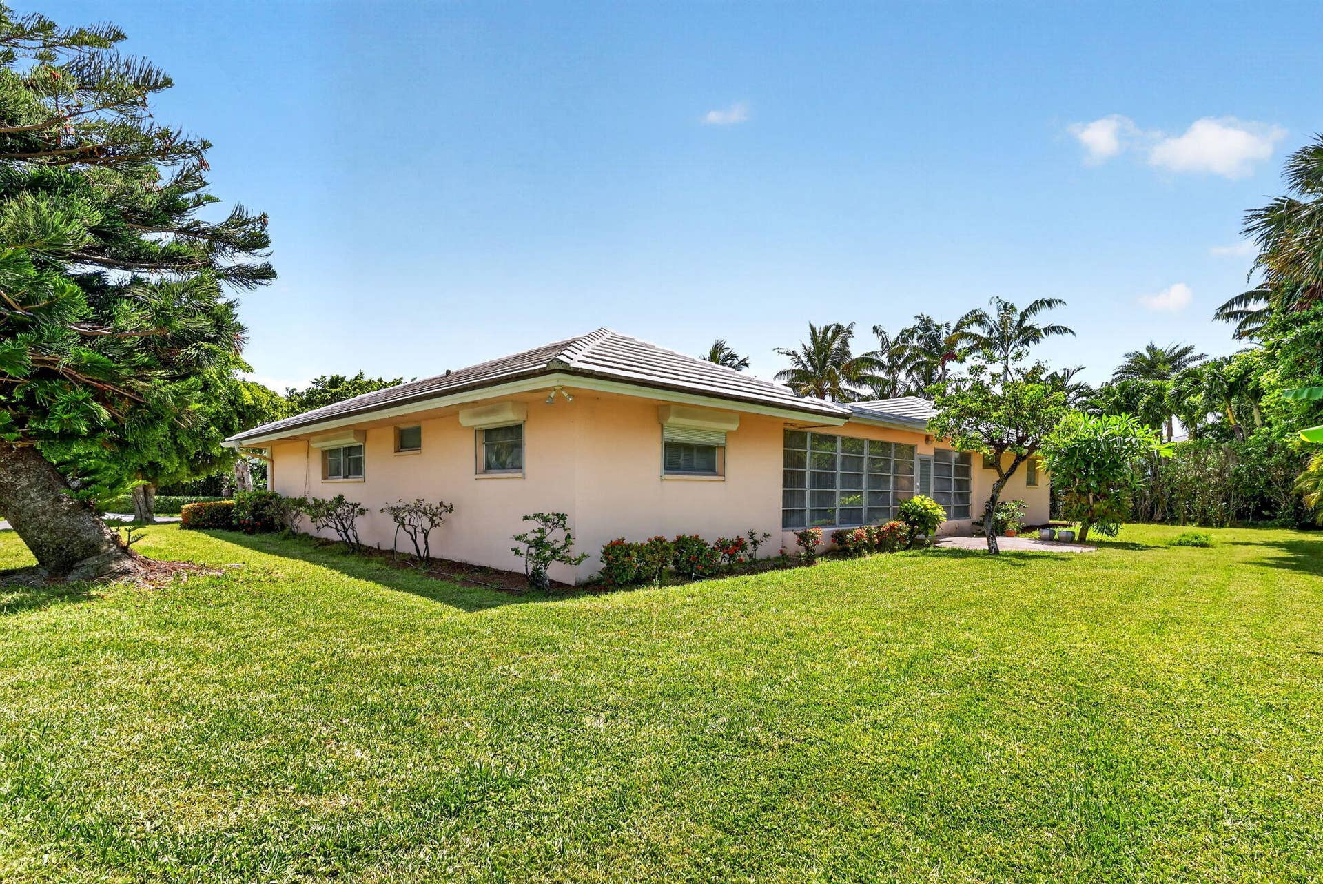 217 Plantation Road, Palm Beach, FL 33480 10-web-or-mls-5P1A6319