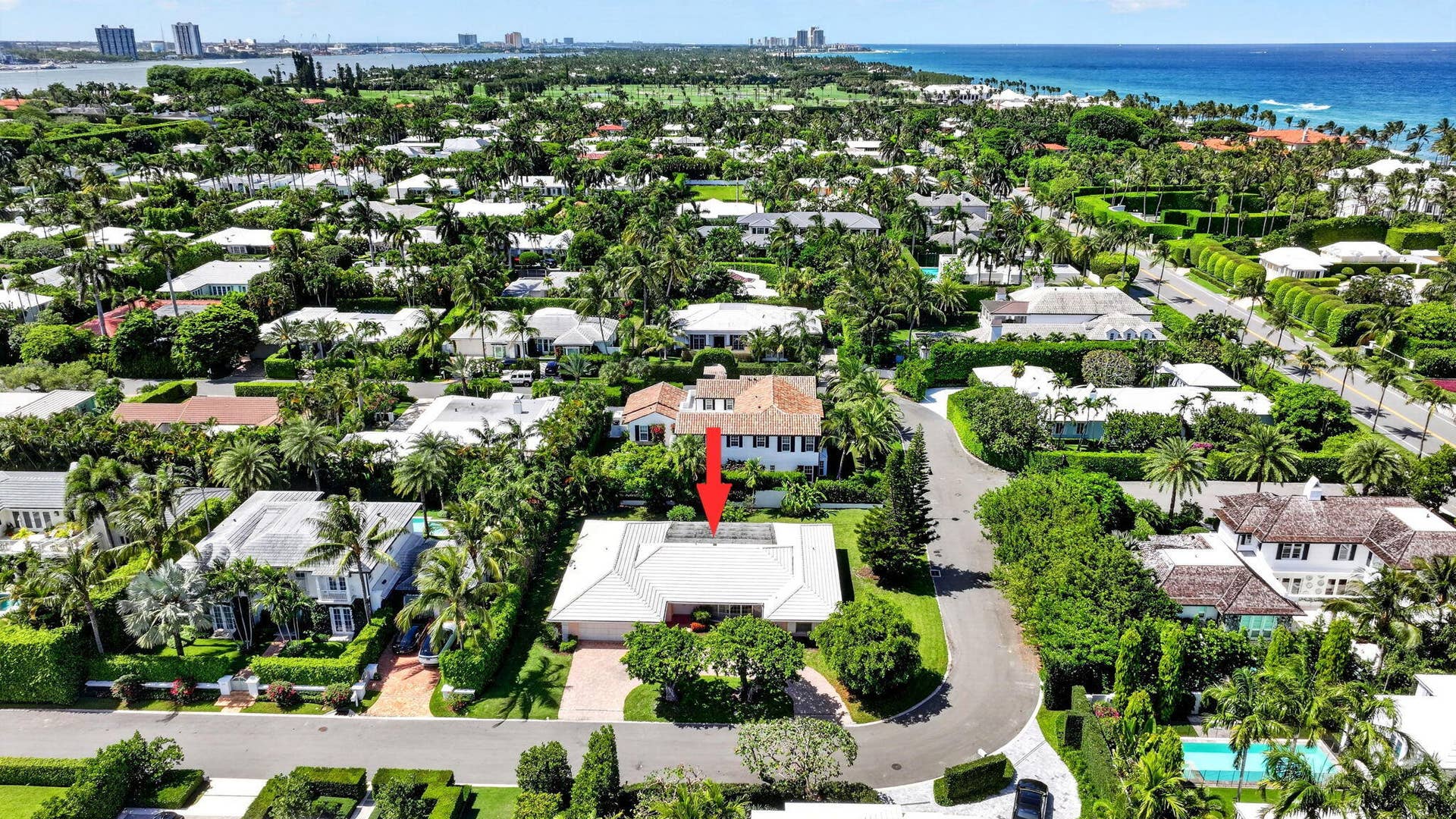 217 Plantation Road, Palm Beach, FL 33480 47-web-or-mls-DJI_20260518071616_0132_D