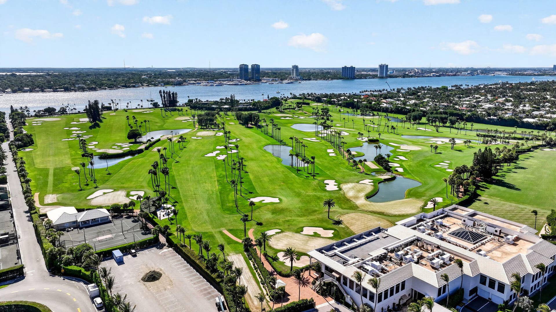 217 Plantation Road, Palm Beach, FL 33480 48-web-or-mls-DJI_20260518082006_0137_D