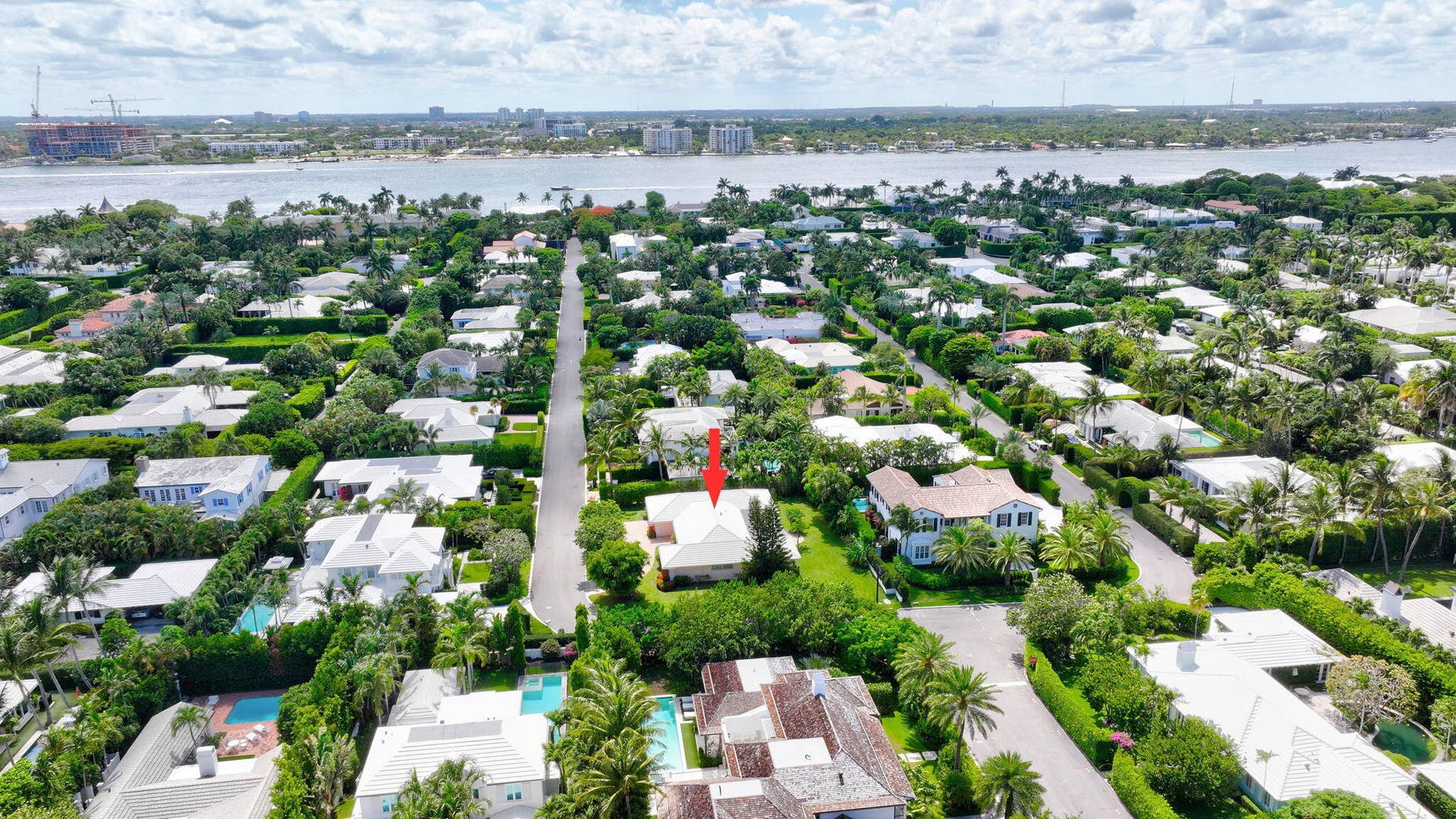 217 Plantation Road, Palm Beach, FL 33480 54-web-or-mls-DJI_20260518070942_0021_D_