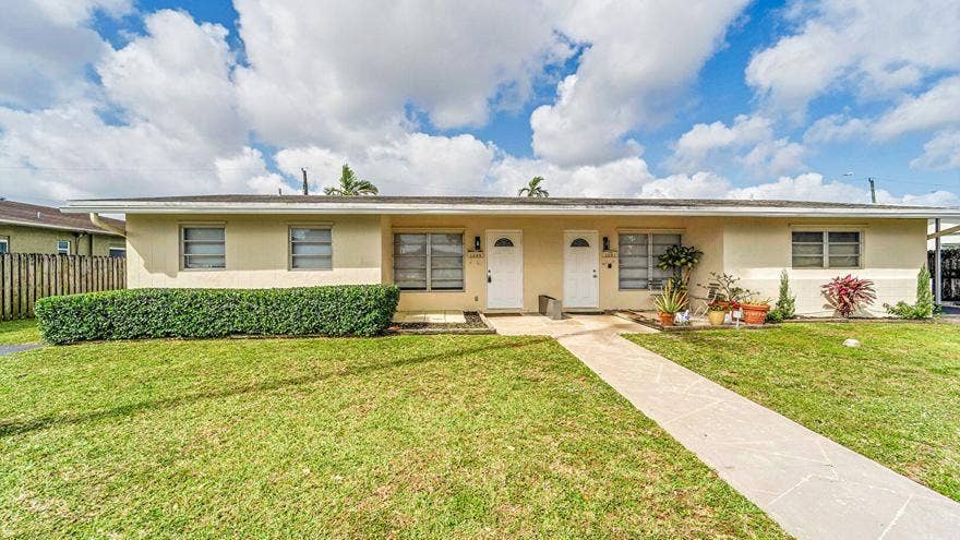 Property photo for 4681-4685 SW 43rd Terrace, Fort Lauderdale, FL