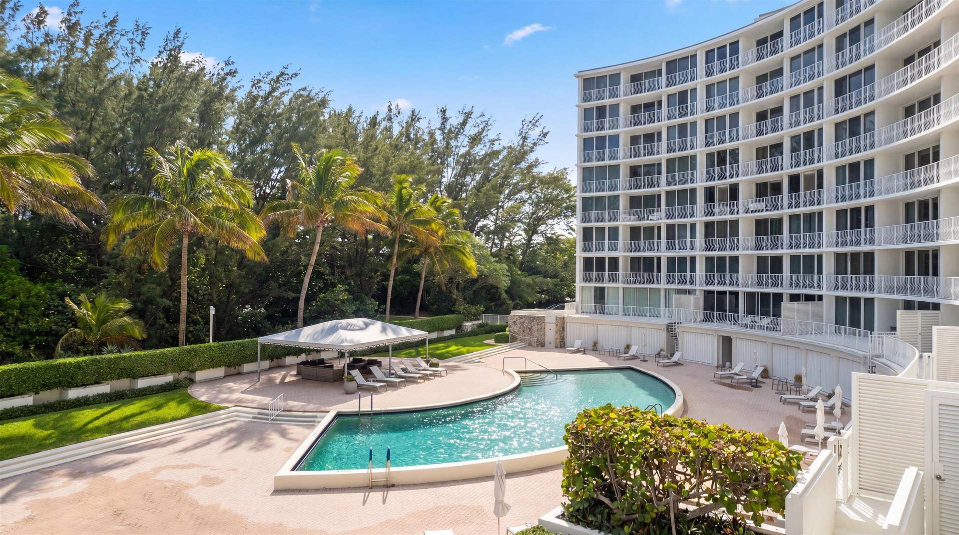 2774 S Ocean Boulevard, #206, Palm Beach, FL 33480 12-2774 S Ocean Blvd #206