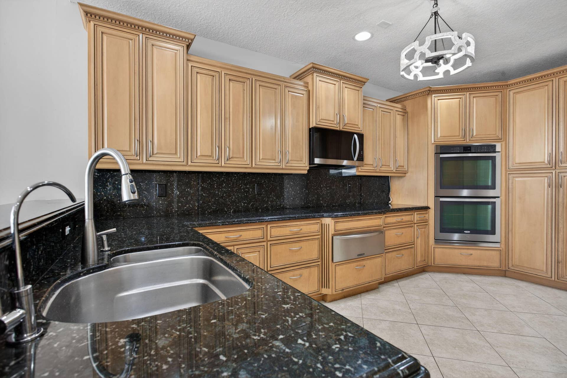 4901 NE 29th Avenue, Lighthouse Point, FL 33064 22