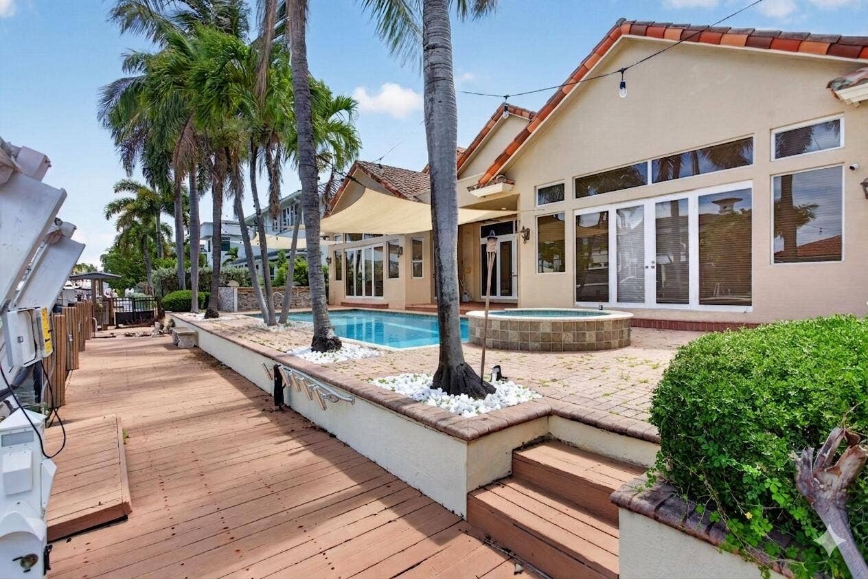 4901 NE 29th Avenue, Lighthouse Point, FL 33064 18