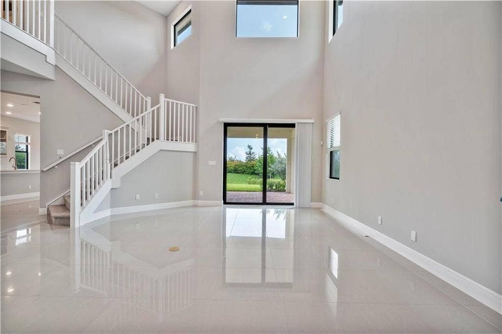 12135 E Baypoint Circle, Parkland, FL 33076 12135 Baypoint E.jpg 4