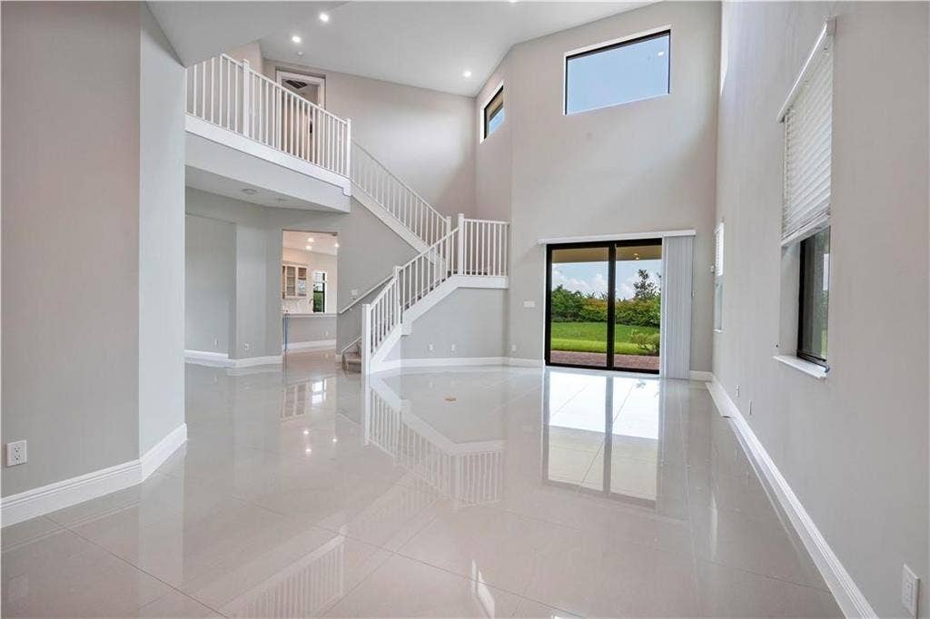 12135 E Baypoint Circle, Parkland, FL 33076 12135 Baypoint E.jpg 3