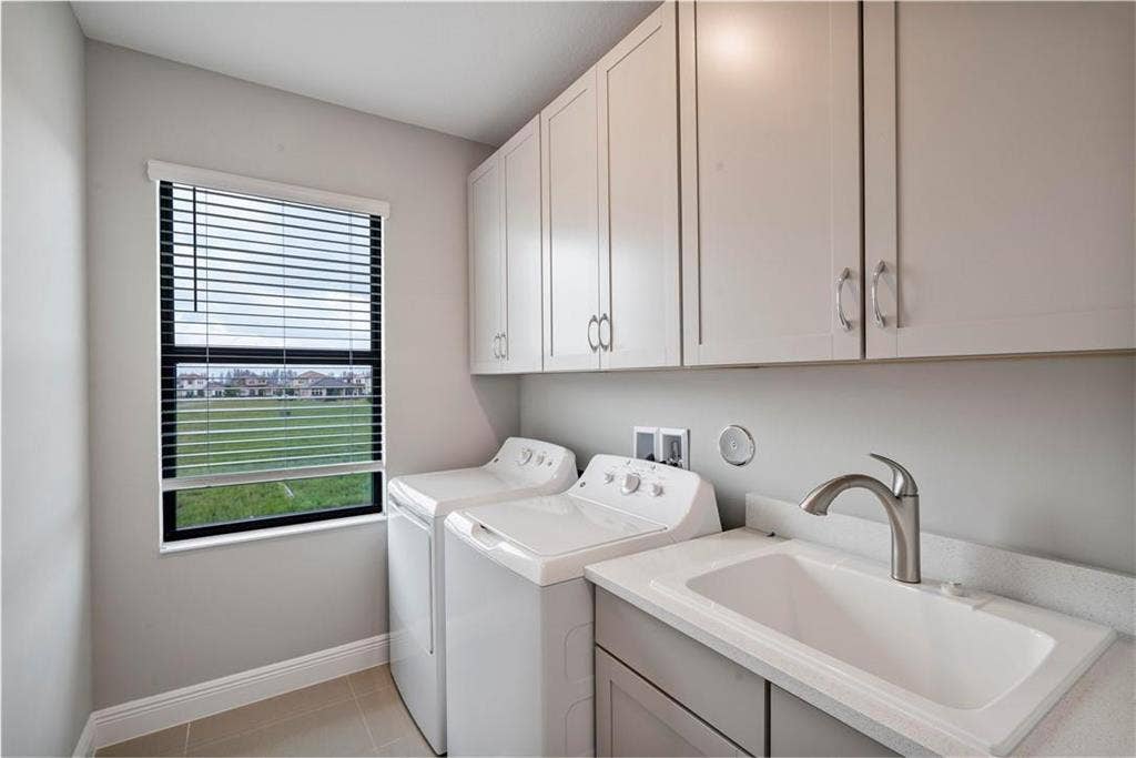 12135 E Baypoint Circle, Parkland, FL 33076 12135 Baypoint E.jpg 15
