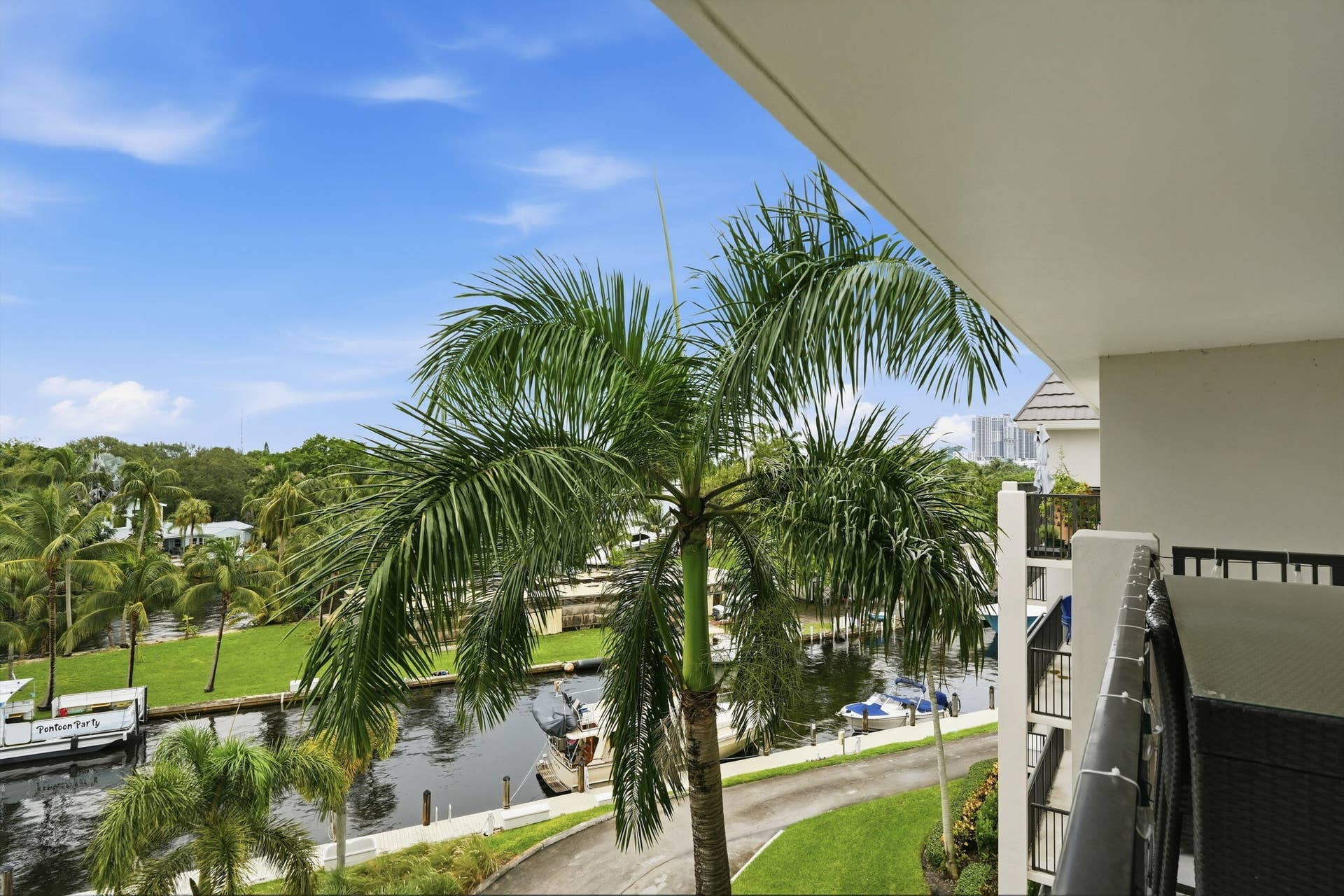 1301 River Reach Drive, #507, Fort Lauderdale, FL 33315 17-web-or-mls-1301_River_Reach_Drive_Uni