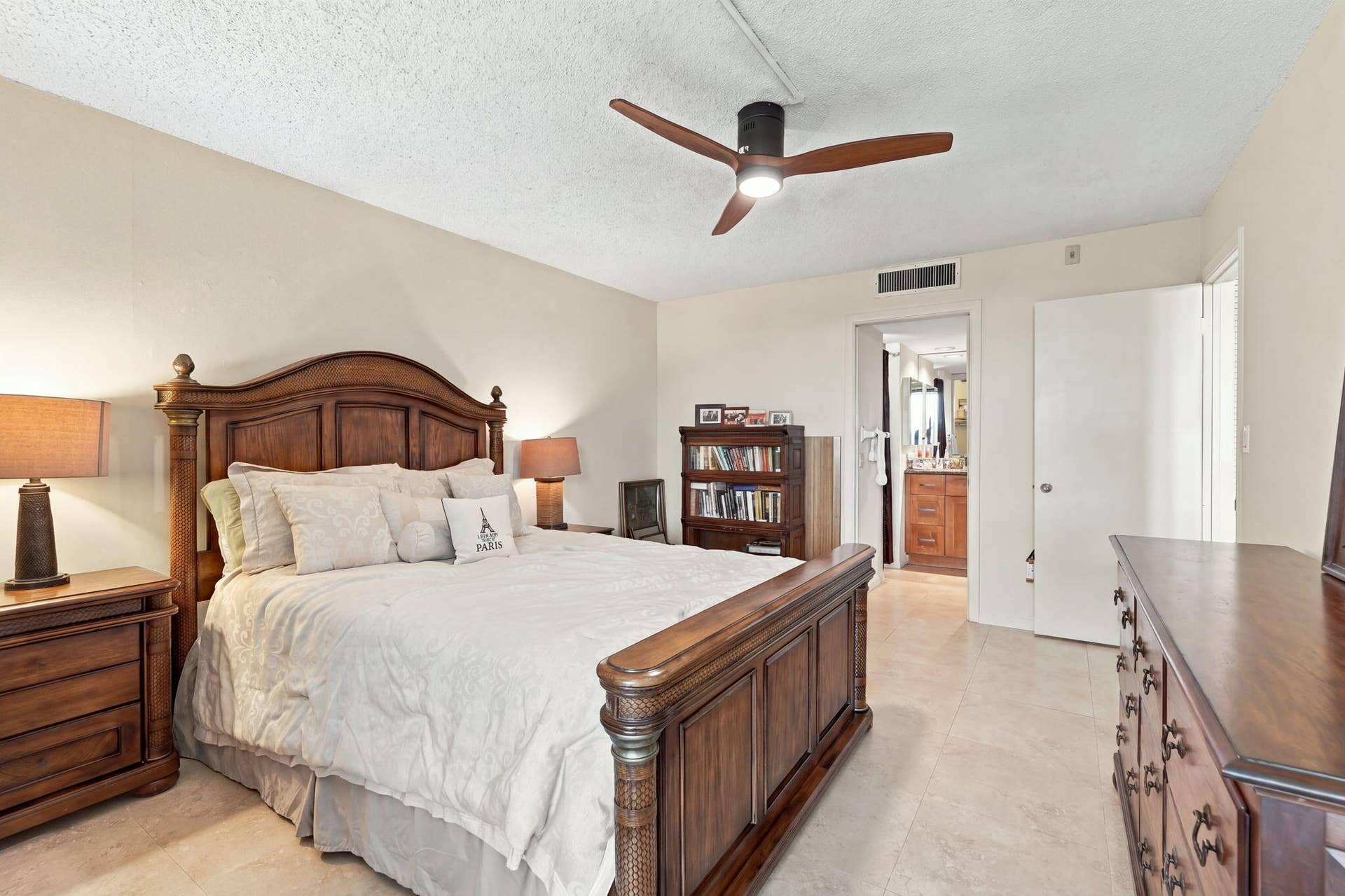 1301 River Reach Drive, #507, Fort Lauderdale, FL 33315 25-web-or-mls-1301_River_Reach_Drive_Uni