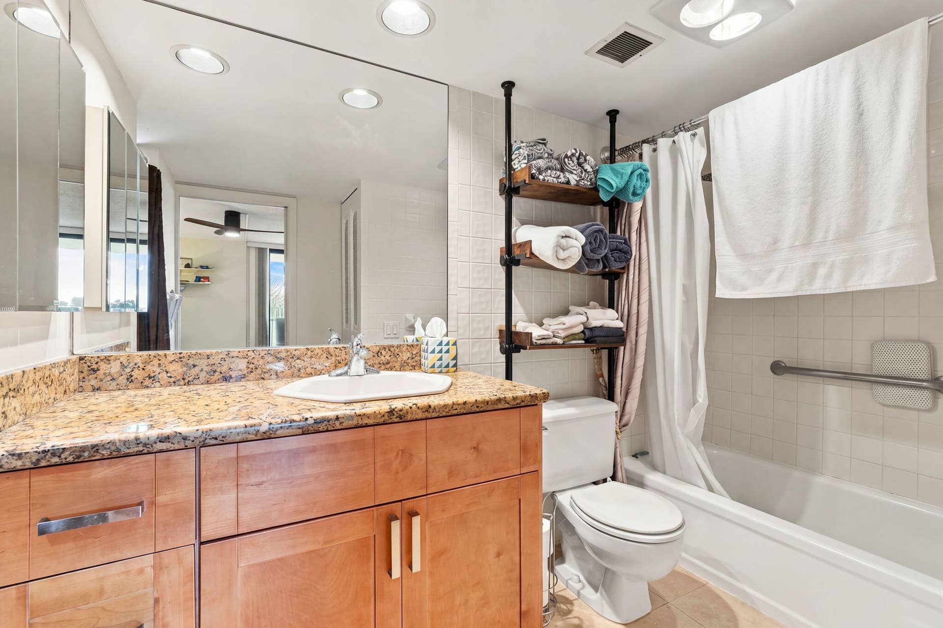 1301 River Reach Drive, #507, Fort Lauderdale, FL 33315 26-web-or-mls-1301_River_Reach_Drive_Uni