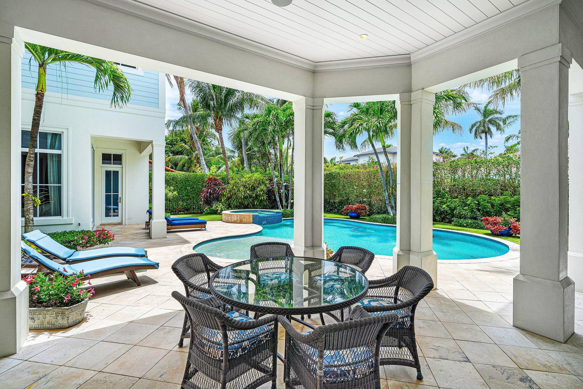 2249 E Maya Palm Drive, Boca Raton, FL 33432 OUTDOOR DINING